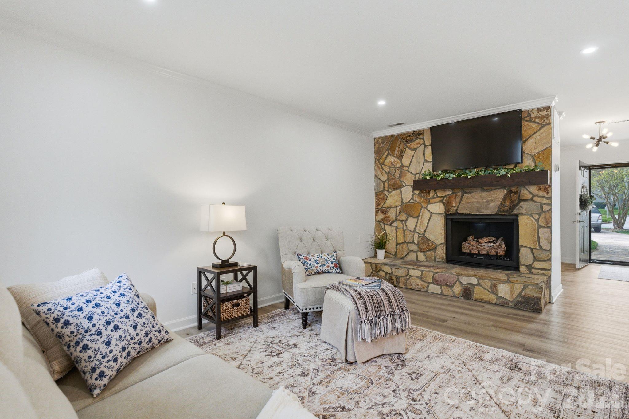 7613 Mariner Cove Drive — Cornelius