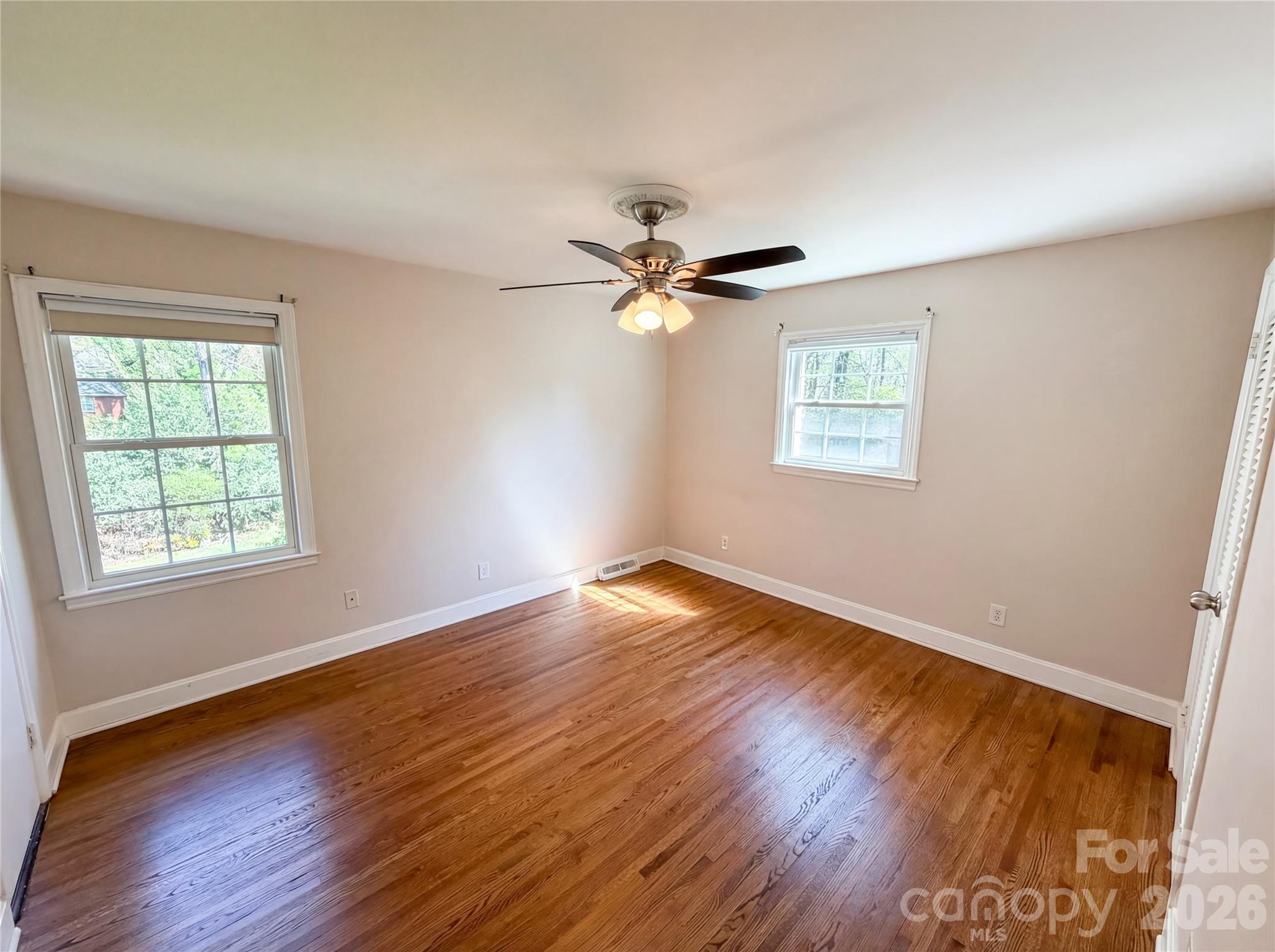 6621 Starcrest Drive — Charlotte