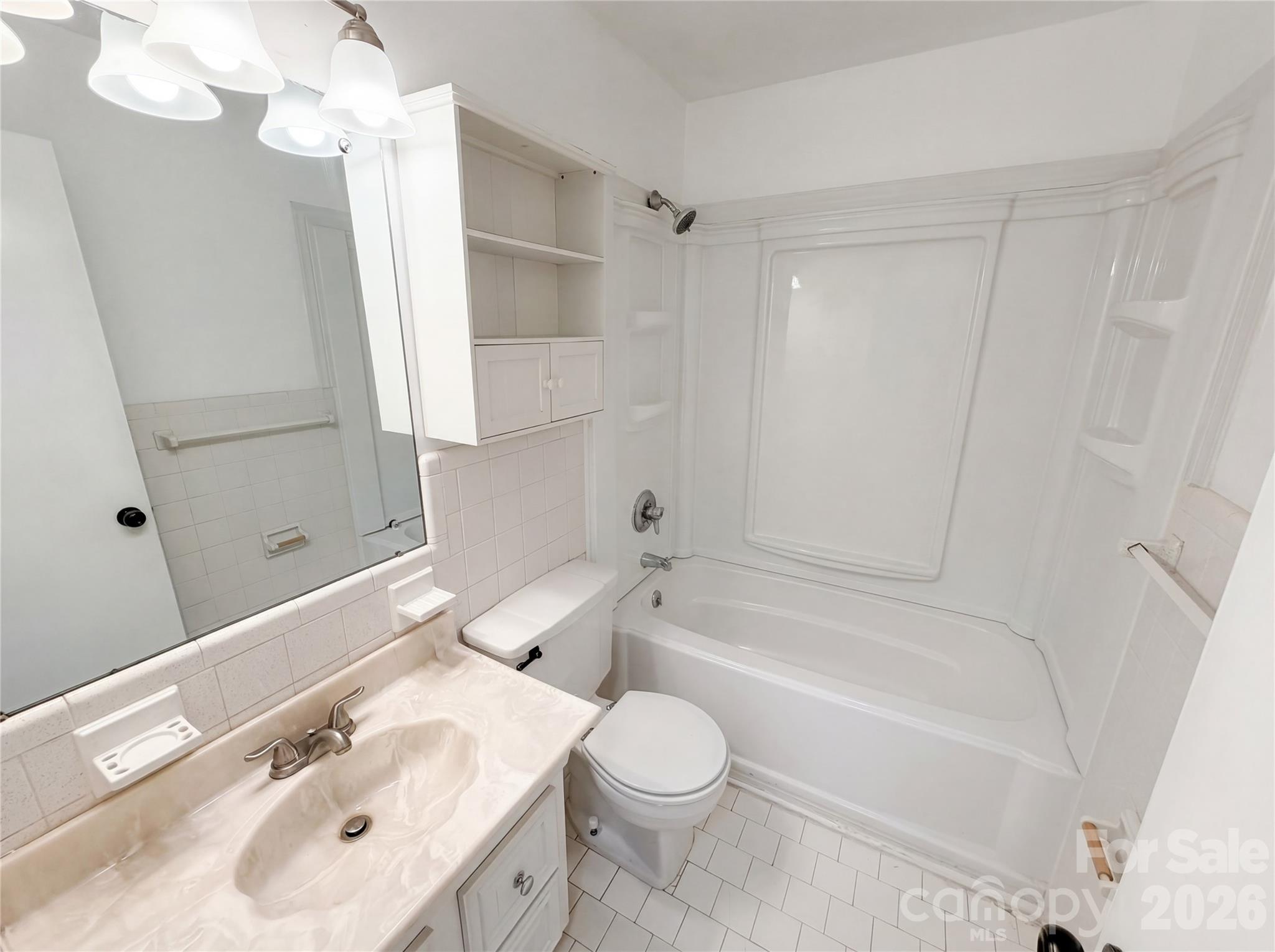 6621 Starcrest Drive — Charlotte