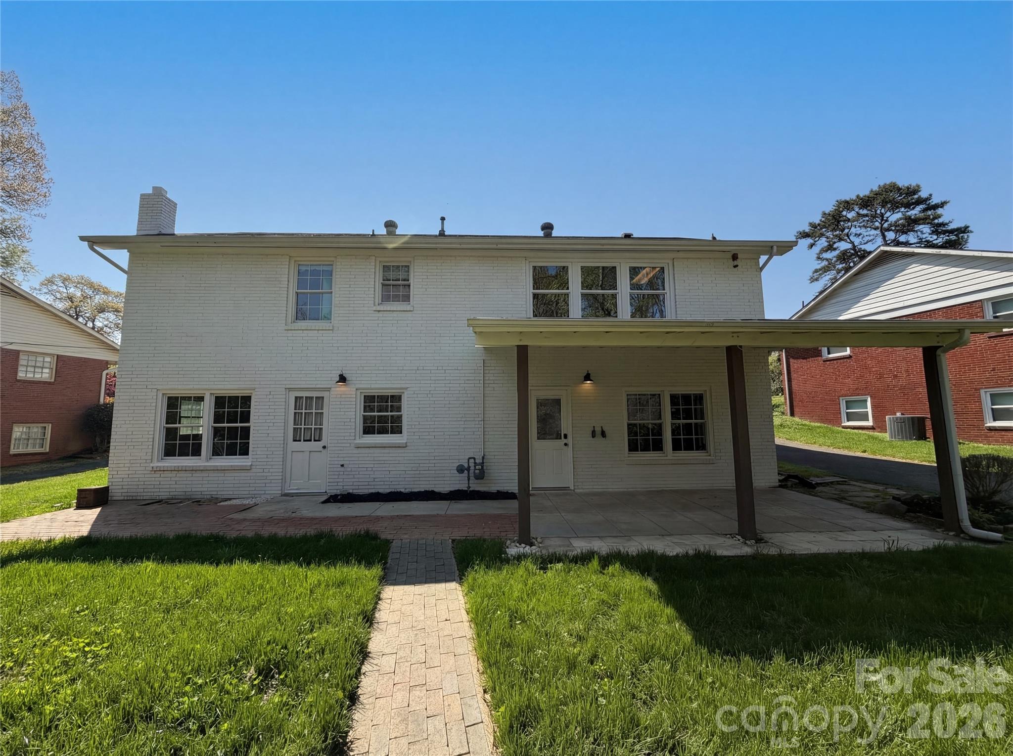 6621 Starcrest Drive — Charlotte