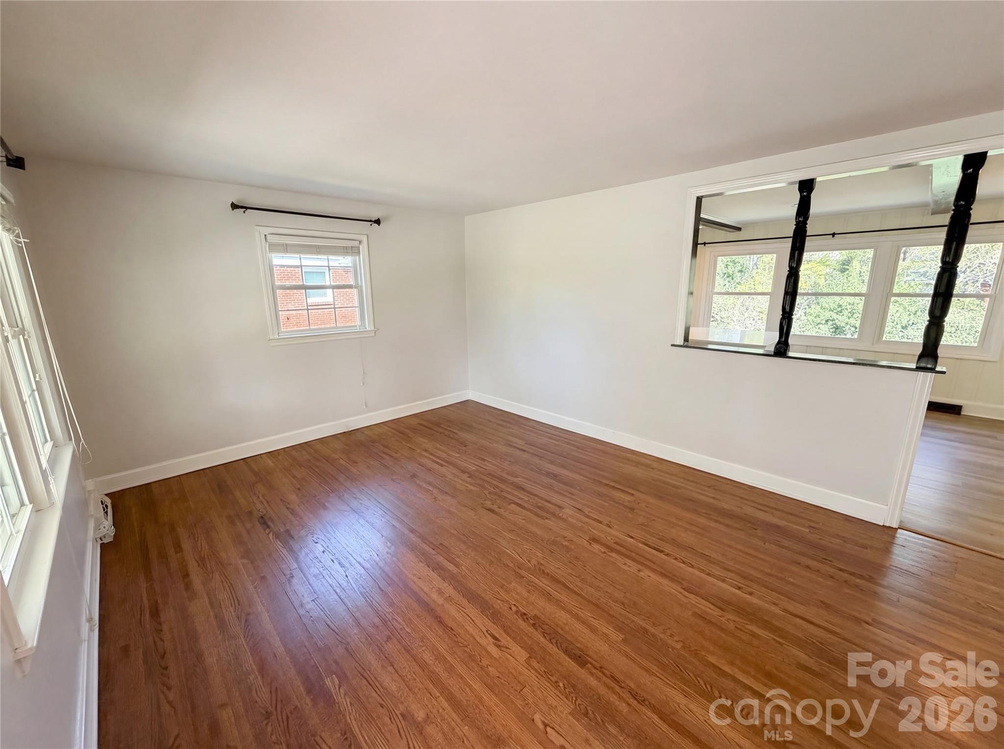 6621 Starcrest Drive — Charlotte