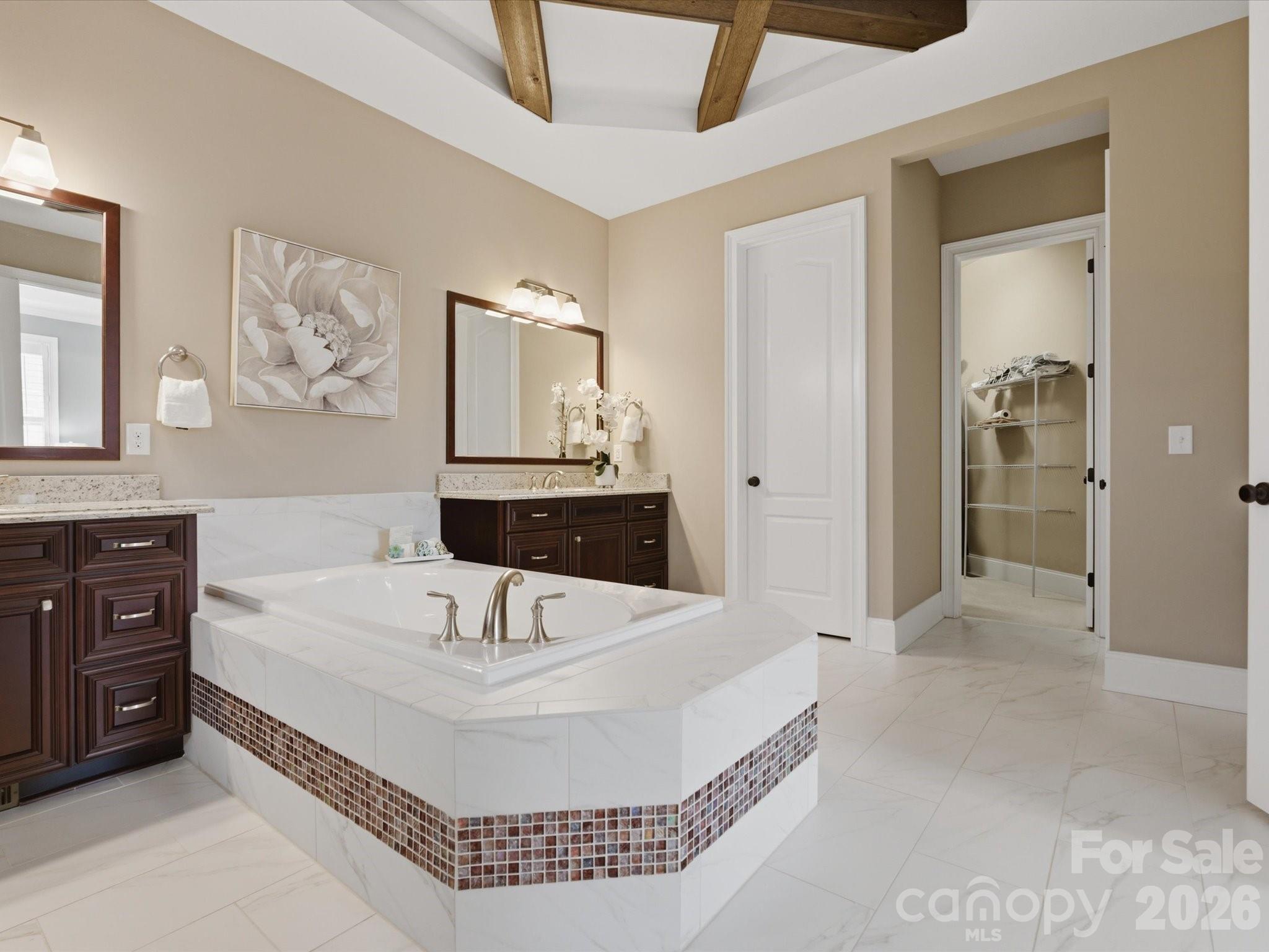1269 Delaney Drive — Weddington