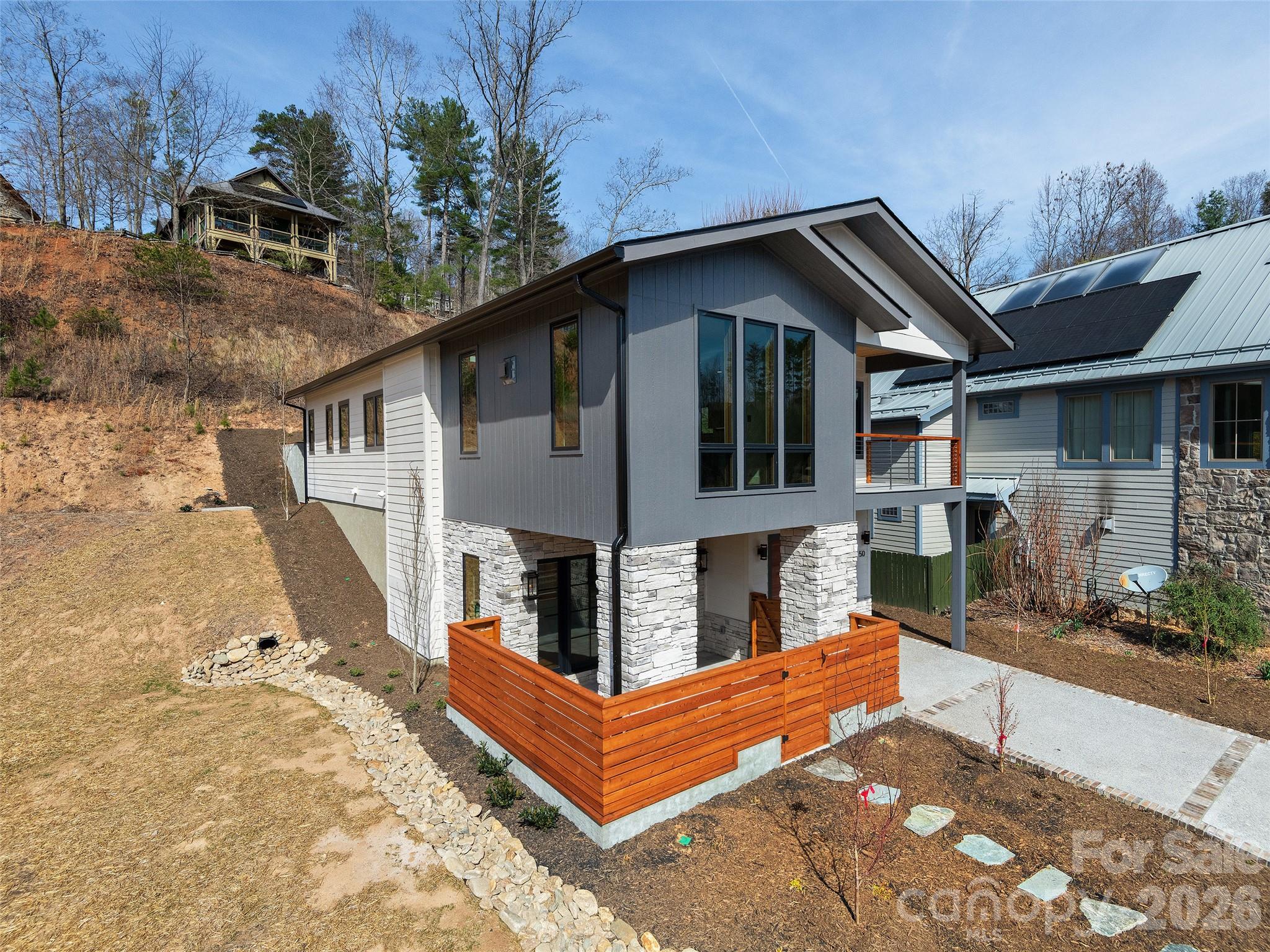 50 Verde Drive — Asheville
