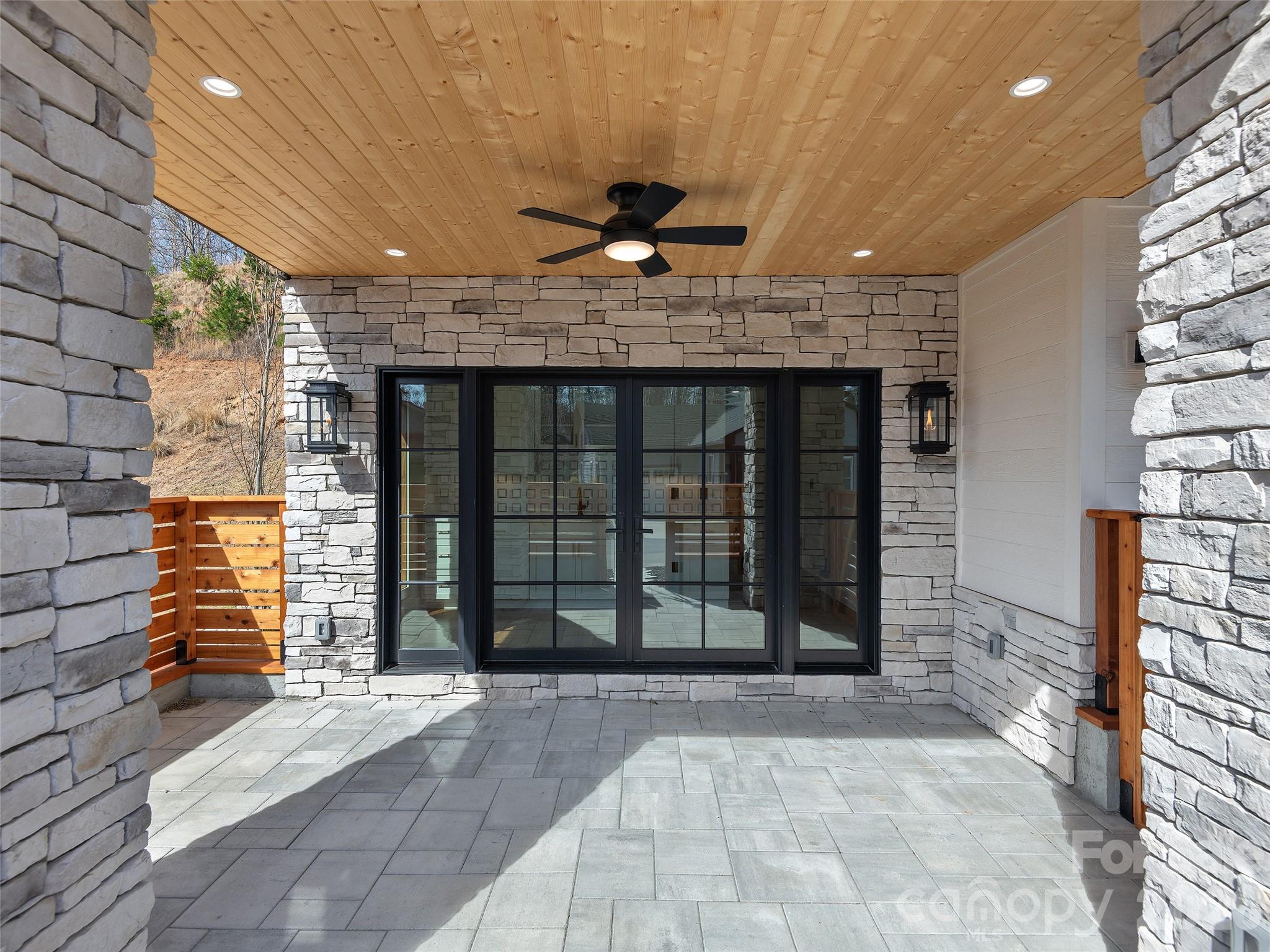 50 Verde Drive — Asheville