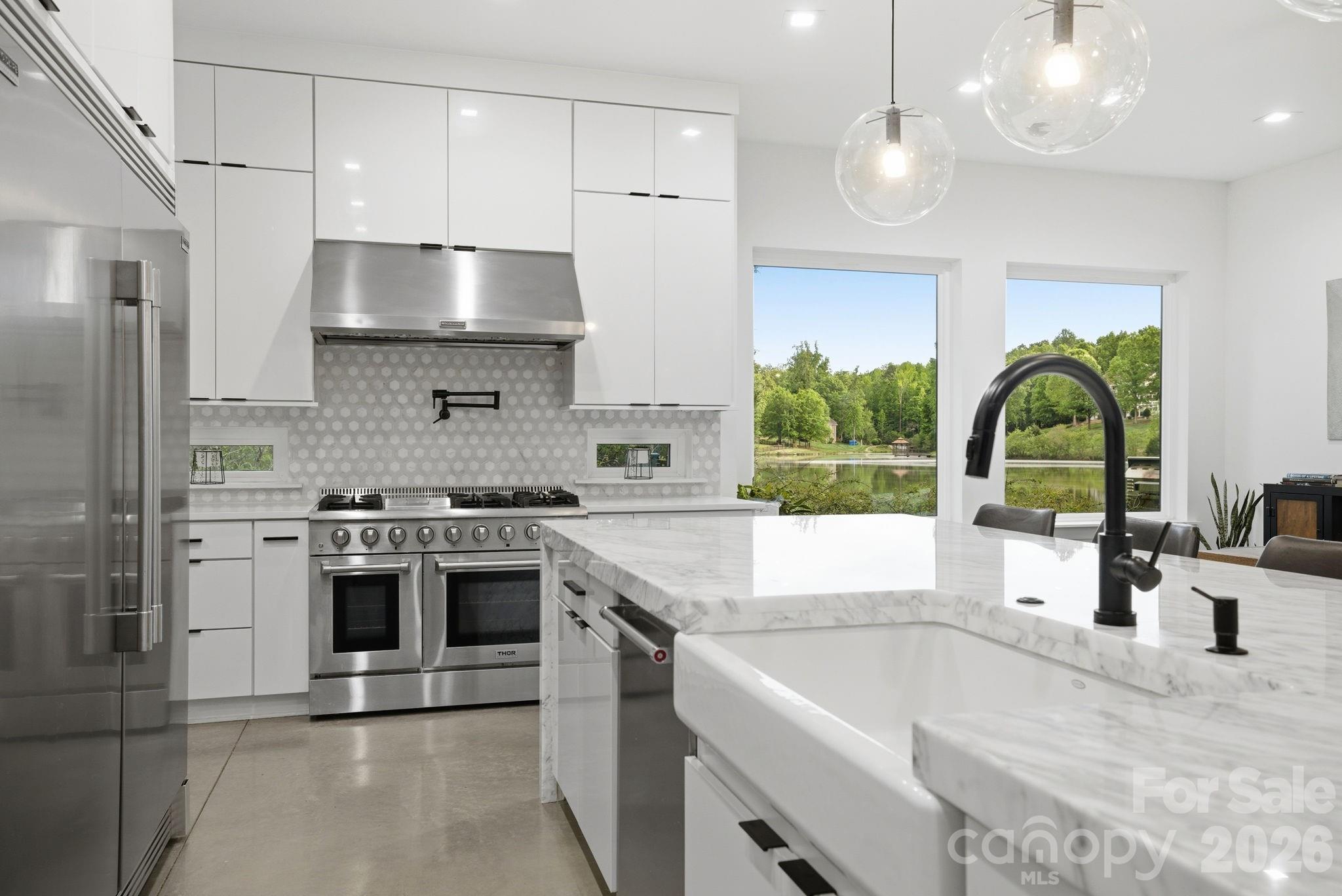 4004 Oldstone Forest Drive — Waxhaw