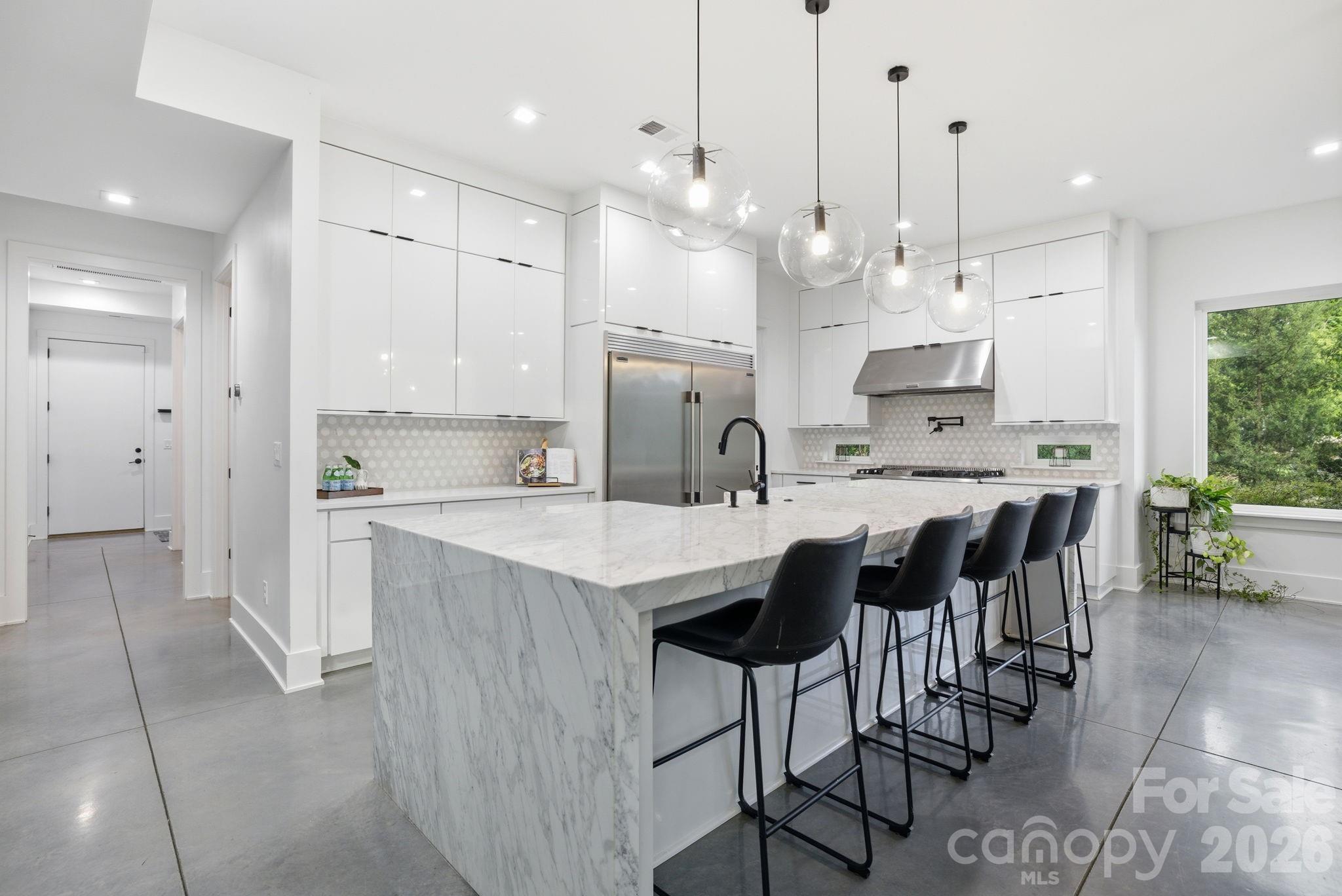 4004 Oldstone Forest Drive — Waxhaw
