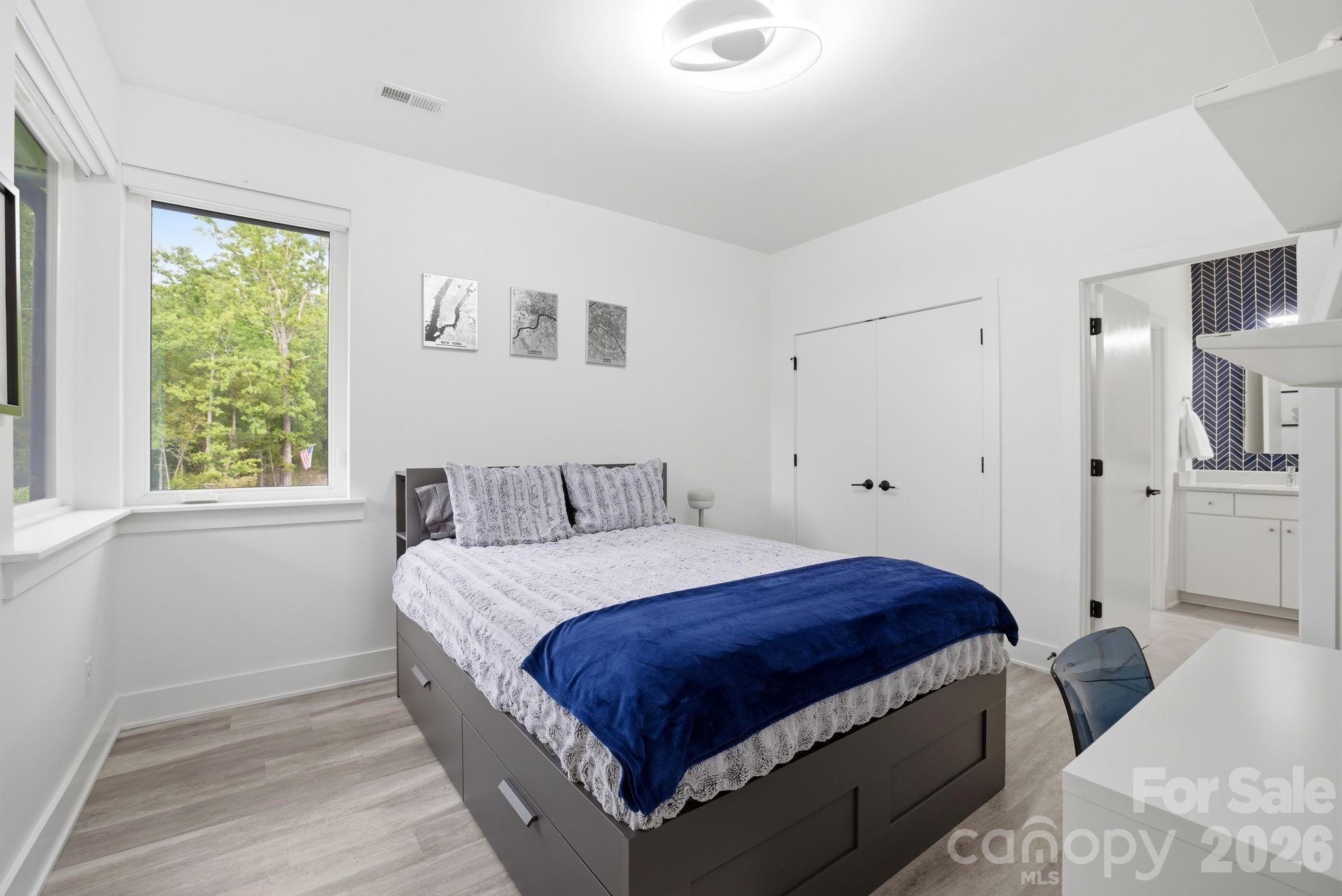 4004 Oldstone Forest Drive — Waxhaw