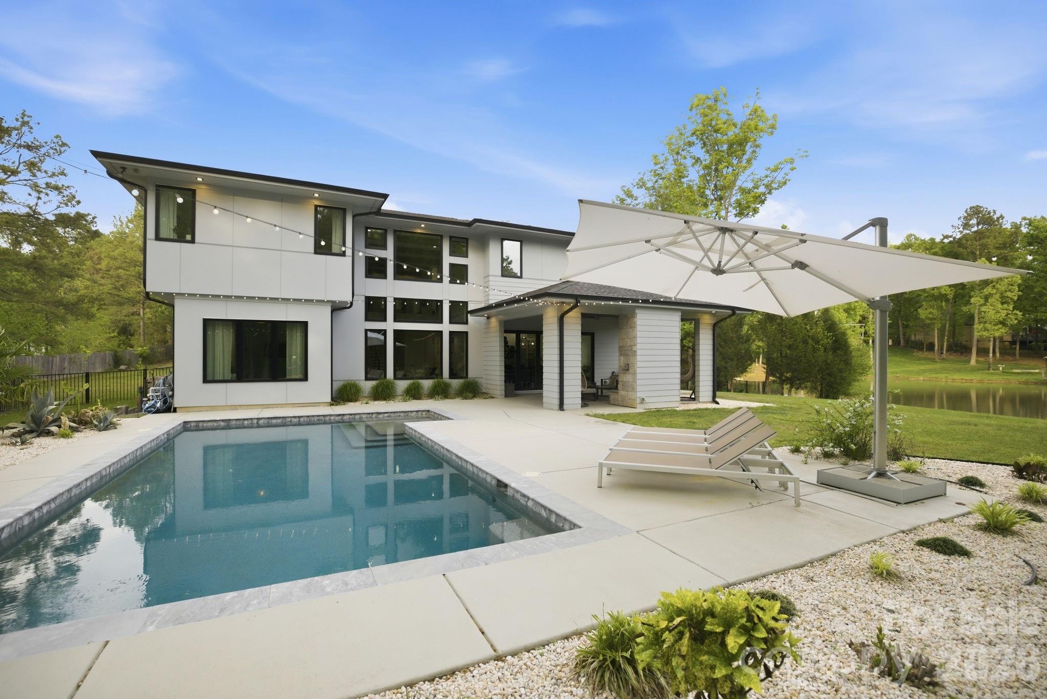 4004 Oldstone Forest Drive — Waxhaw
