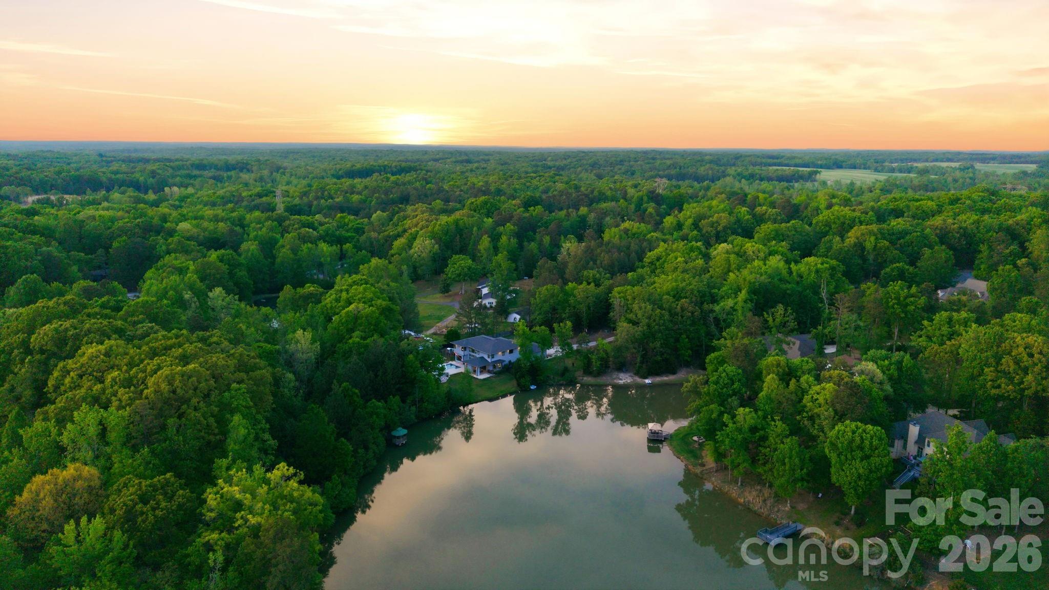 4004 Oldstone Forest Drive — Waxhaw