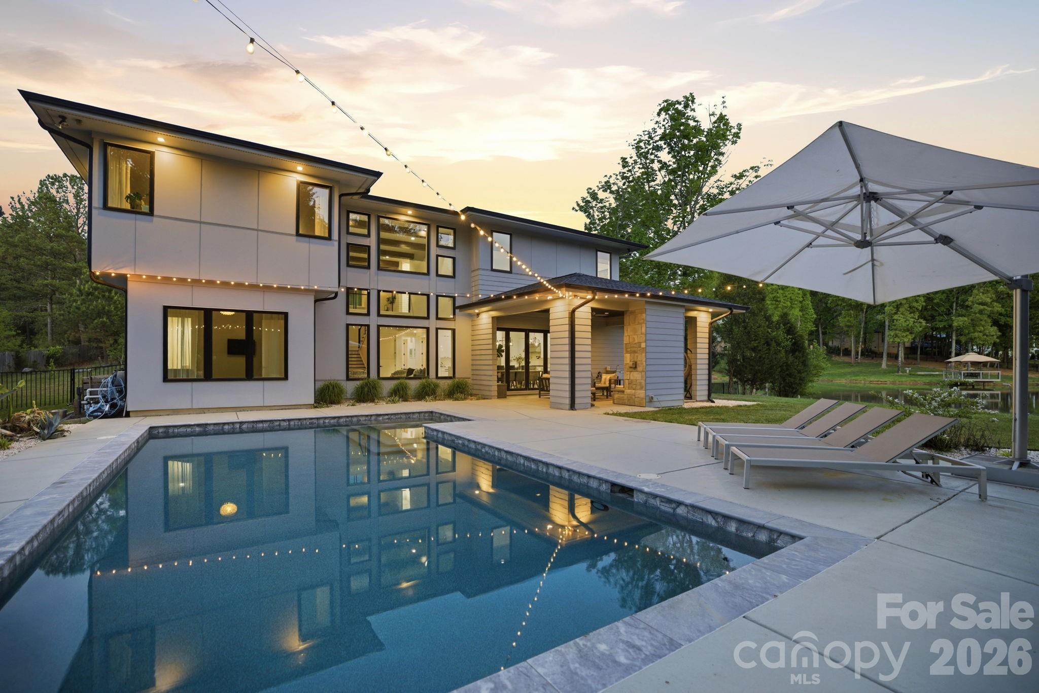 4004 Oldstone Forest Drive — Waxhaw