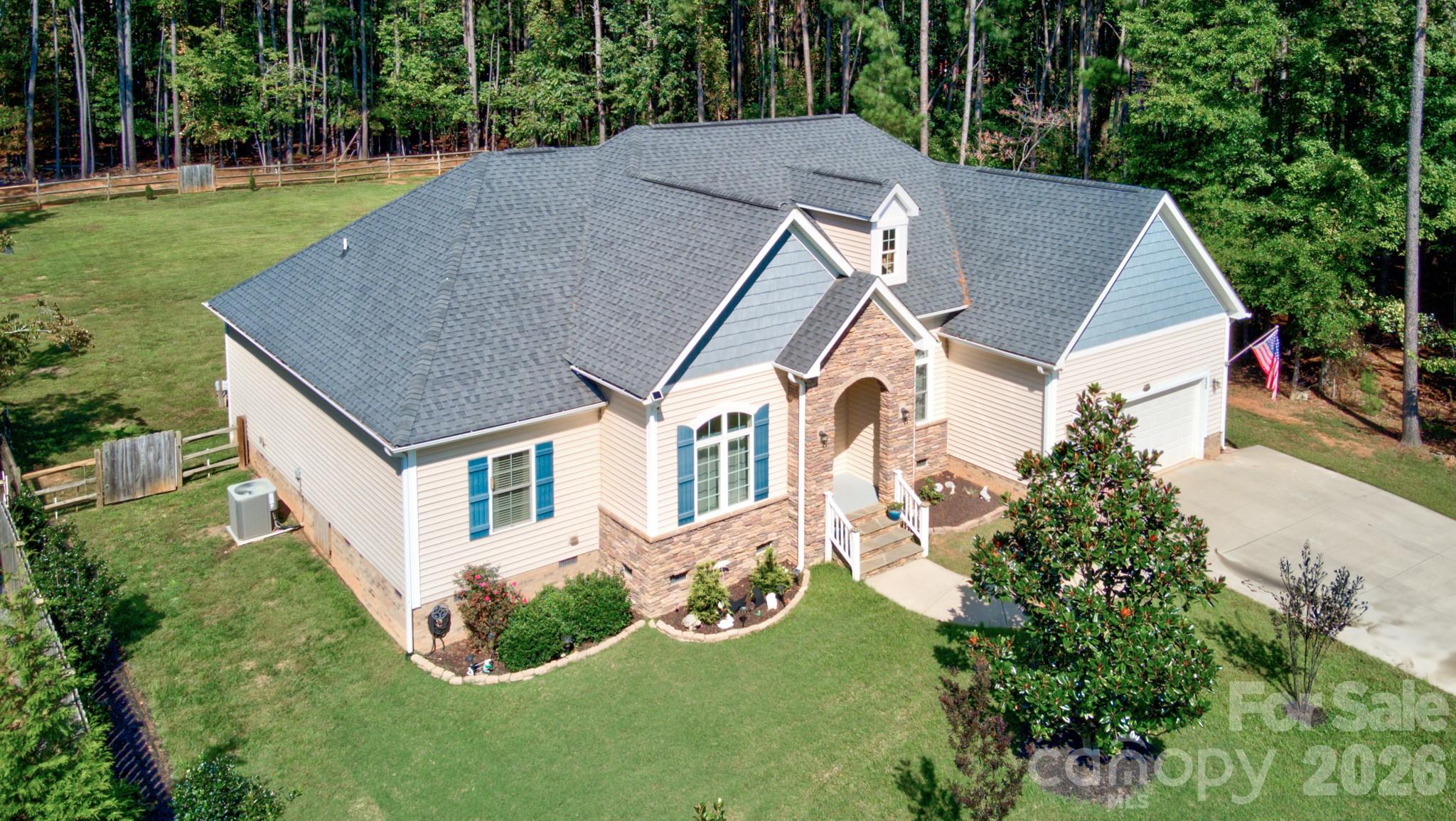 626 Kenway Loop — Mooresville