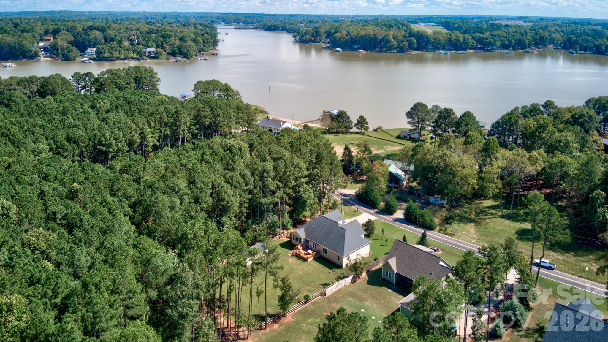 626 Kenway Loop — Mooresville