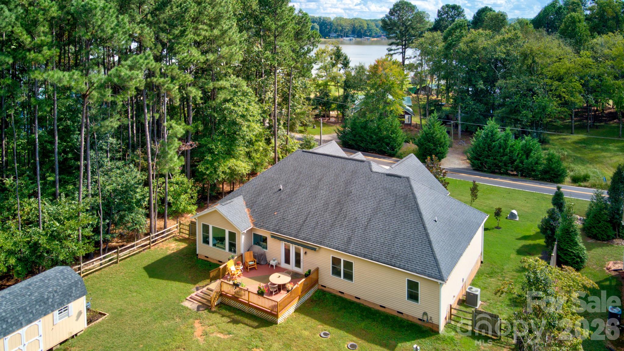 626 Kenway Loop — Mooresville