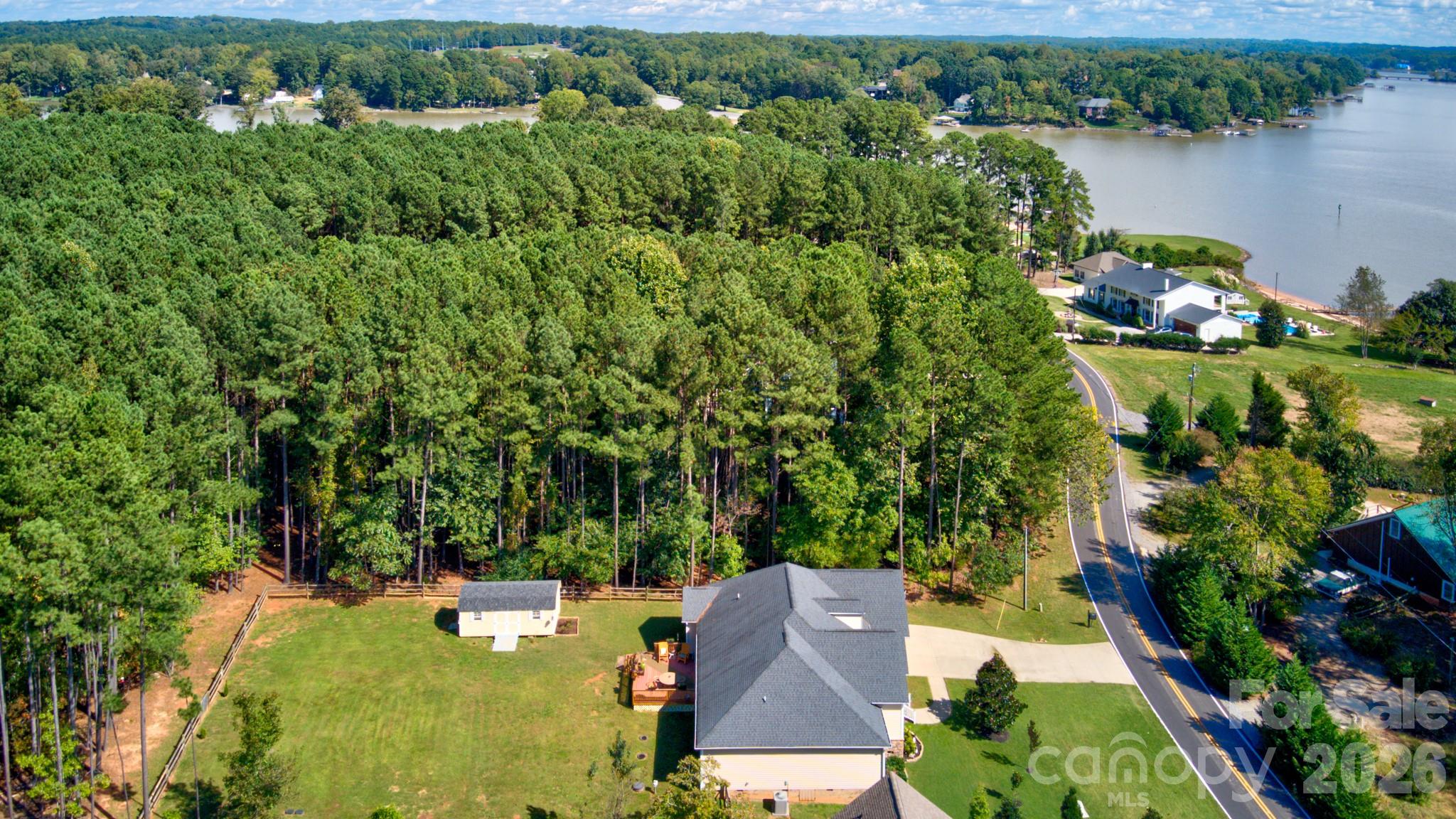 626 Kenway Loop — Mooresville
