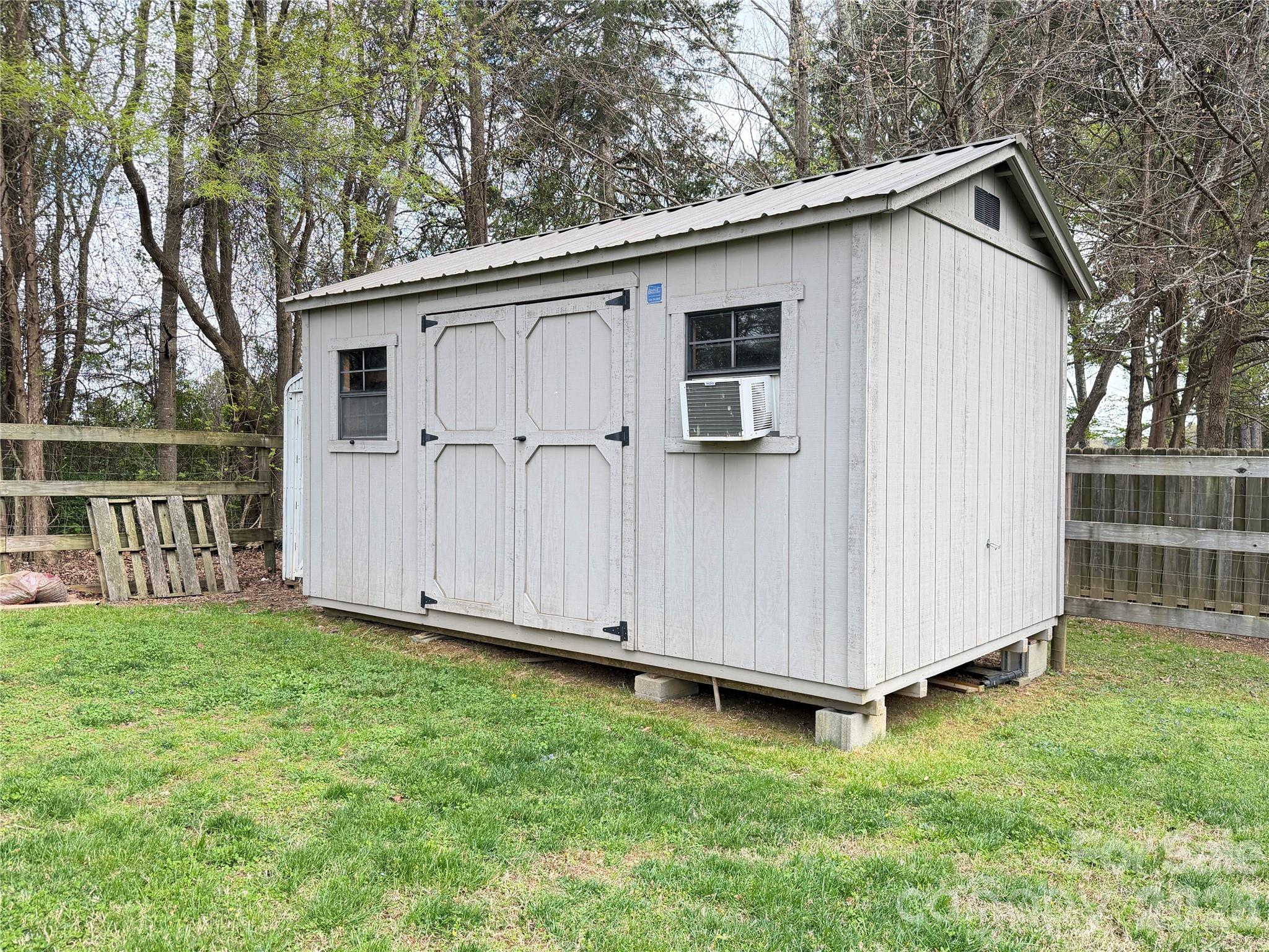 7645 Bringle Ferry Road — Salisbury