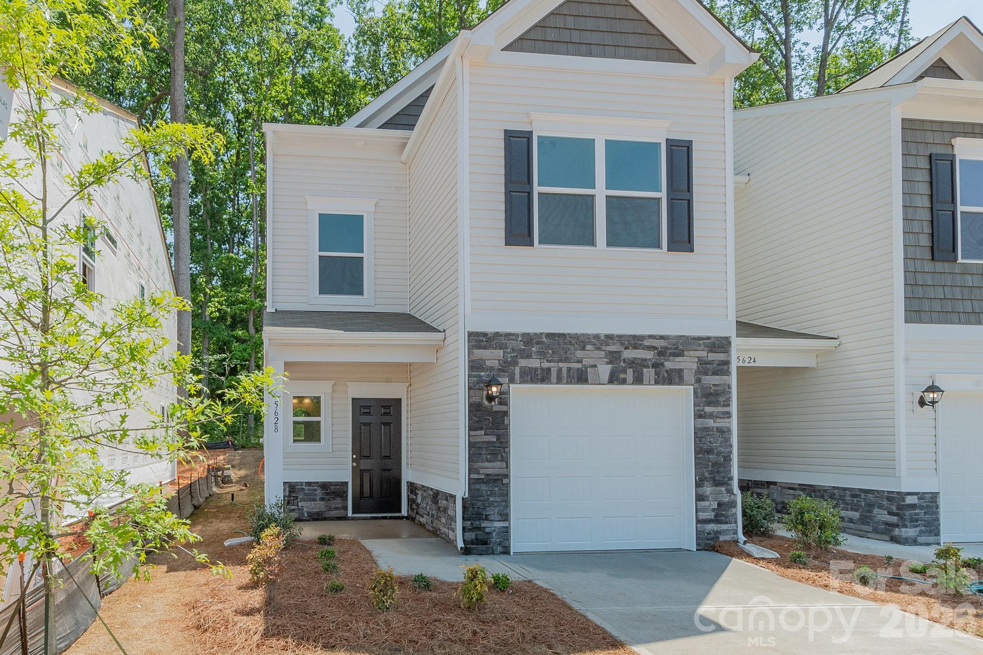 5628 Ringneck Road — Charlotte
