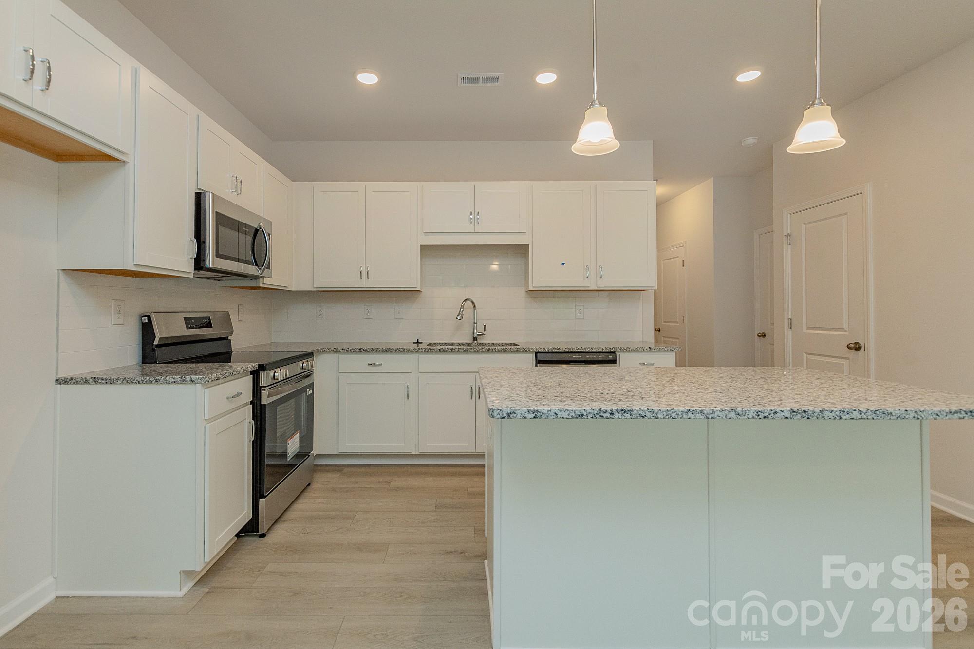 5628 Ringneck Road — Charlotte