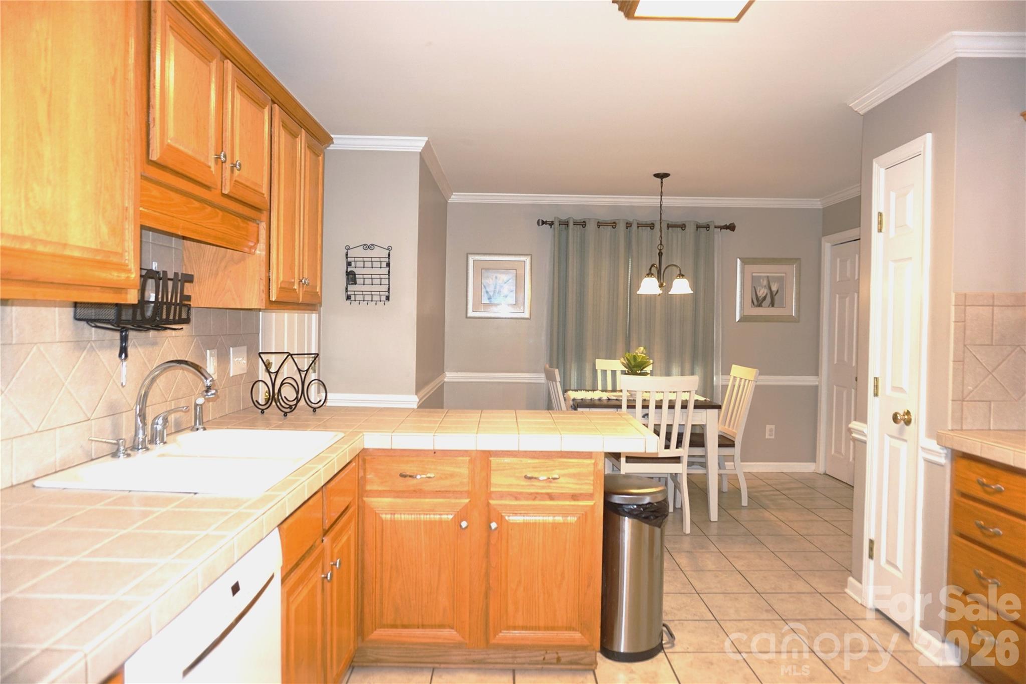 3770 Church Hill Lane — Maiden