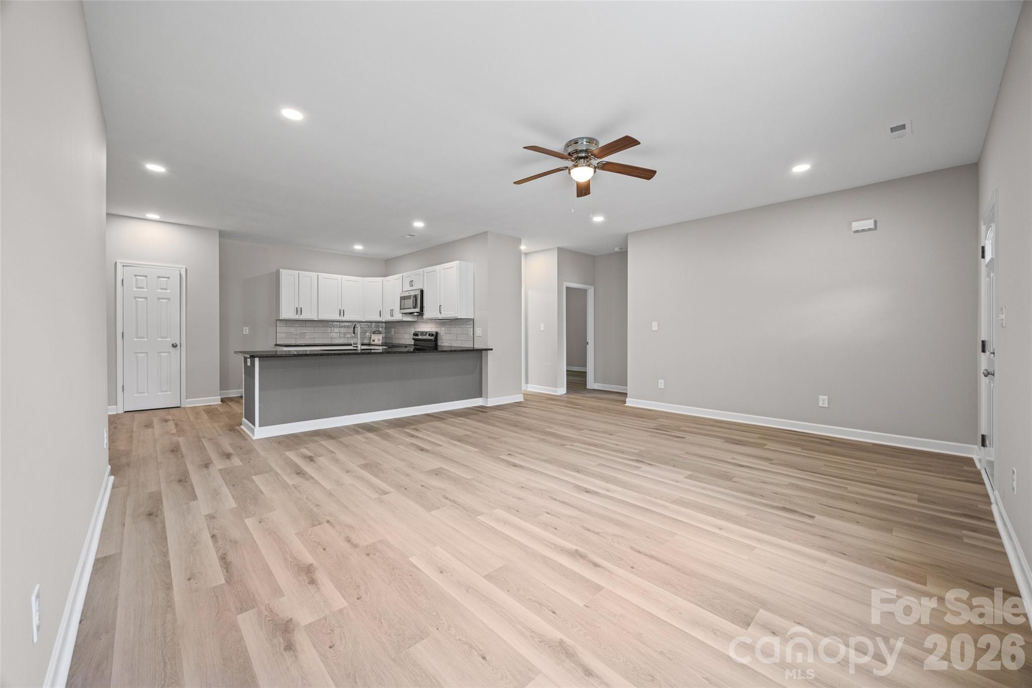 343 Oak Street — York