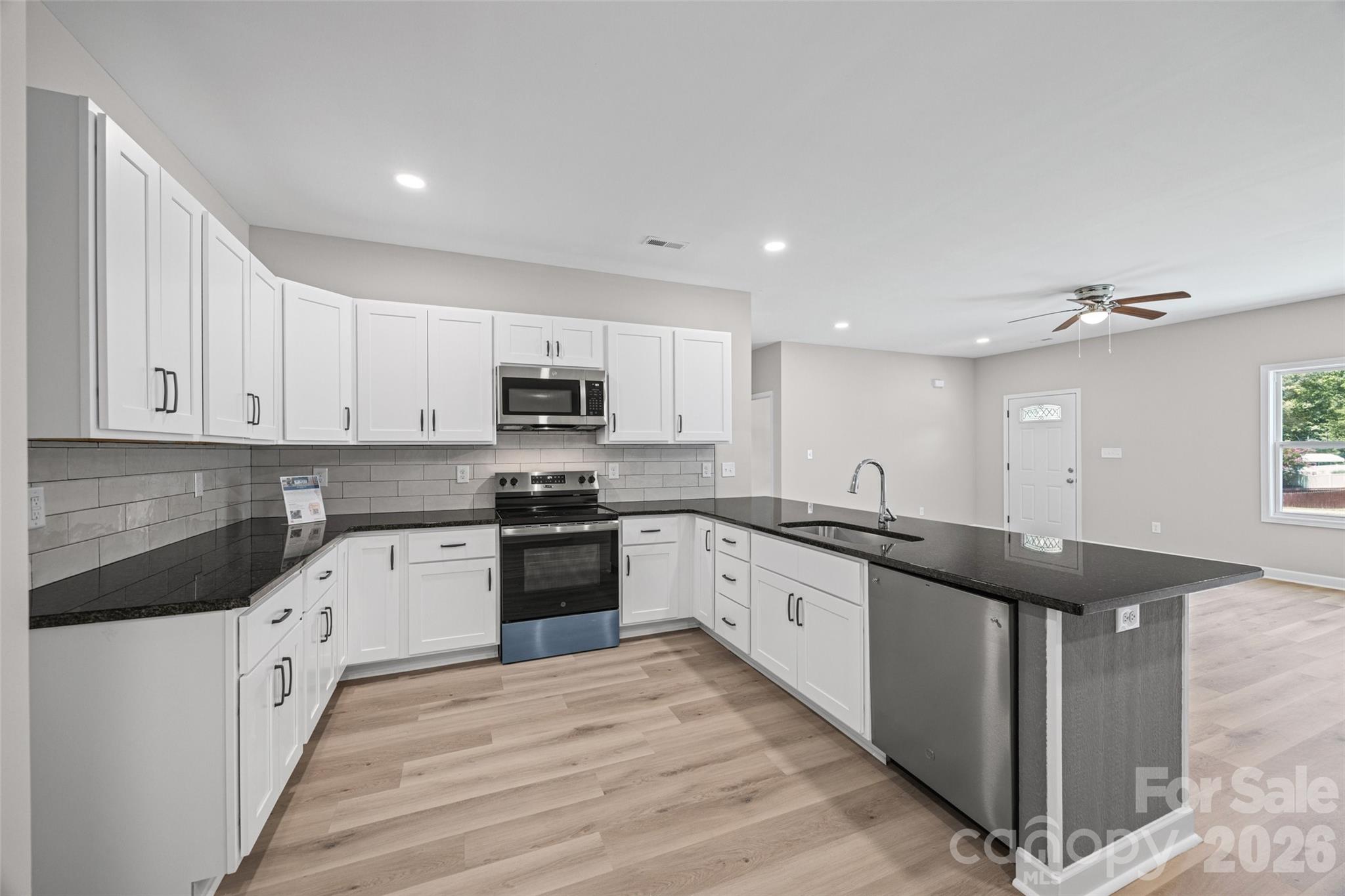 343 Oak Street — York