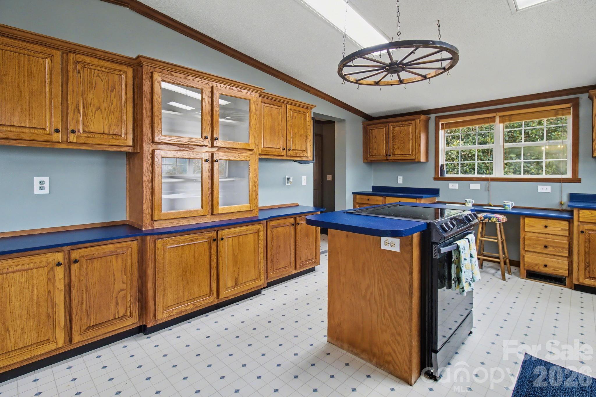 74 Chambers Road — Weaverville
