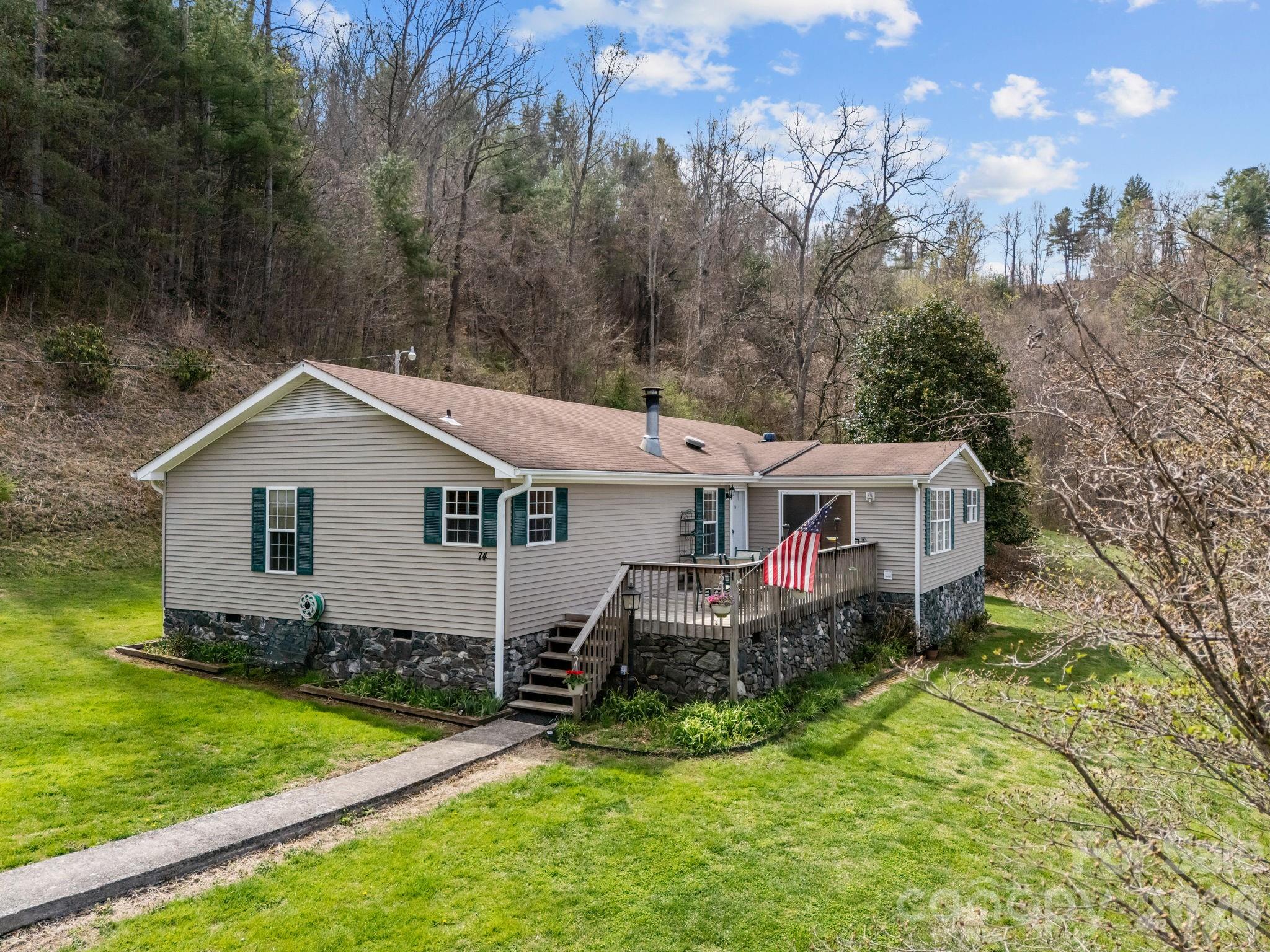 74 Chambers Road — Weaverville