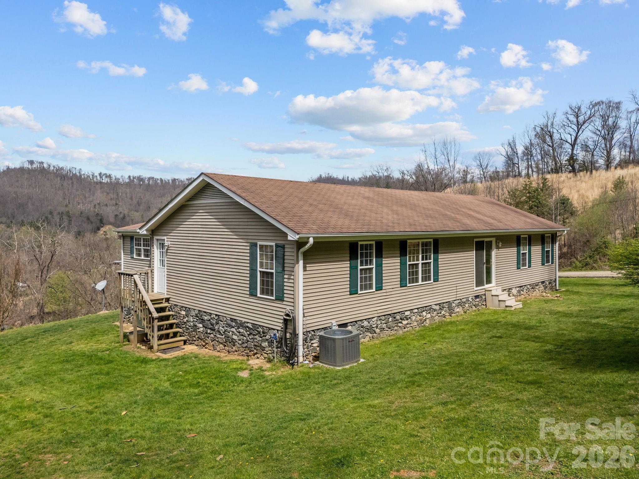 74 Chambers Road — Weaverville