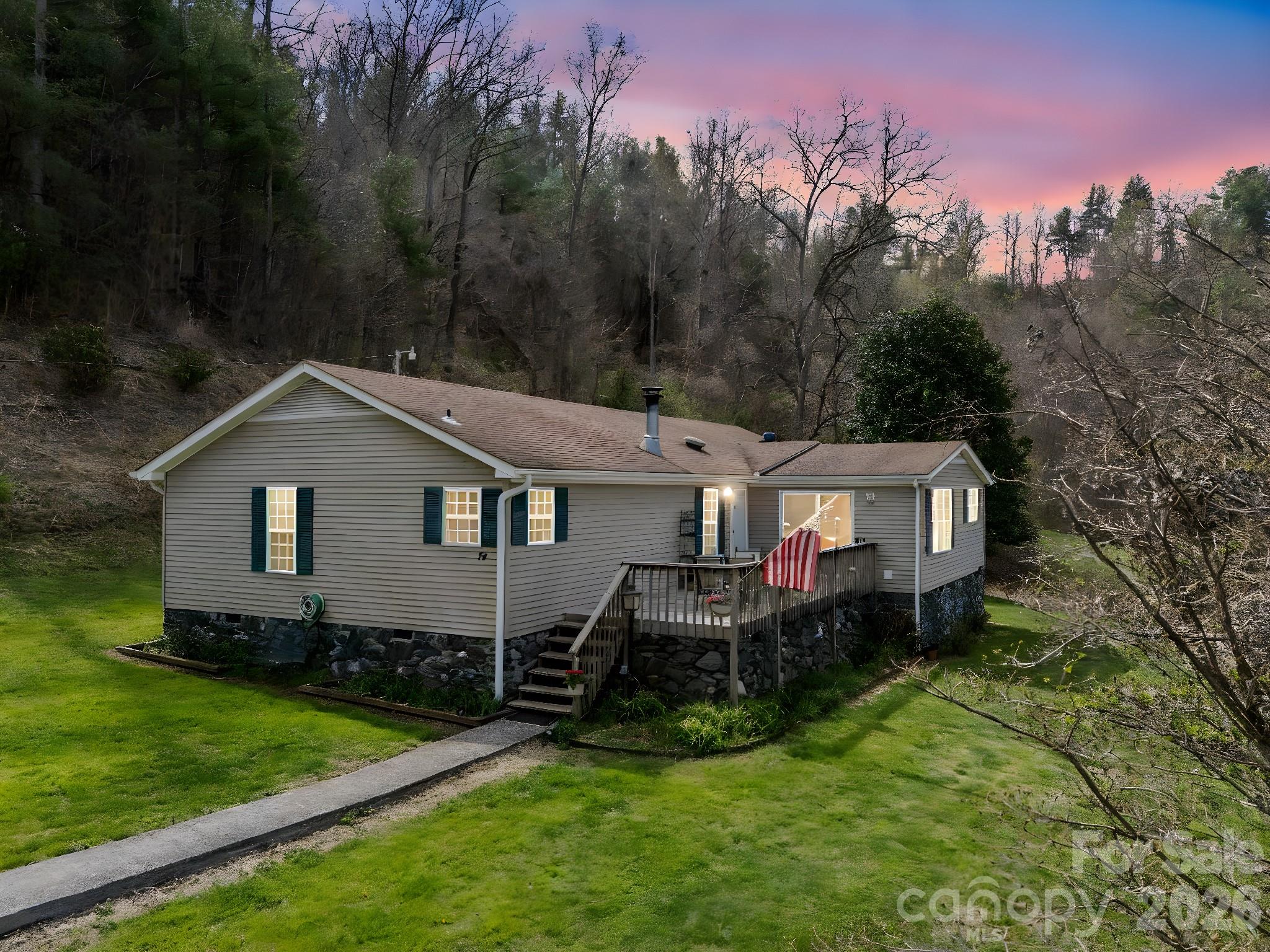 74 Chambers Road — Weaverville
