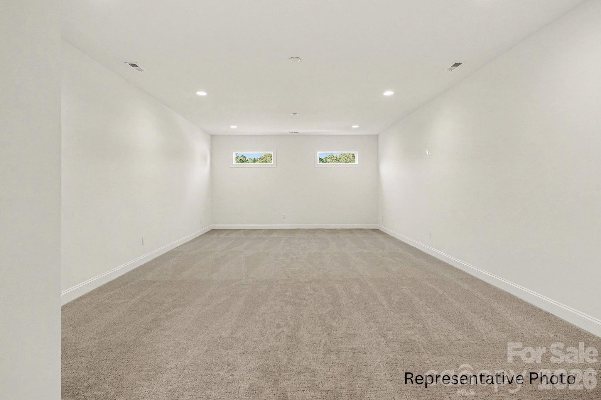 1264 Sage Pine Circle #15 — Clover