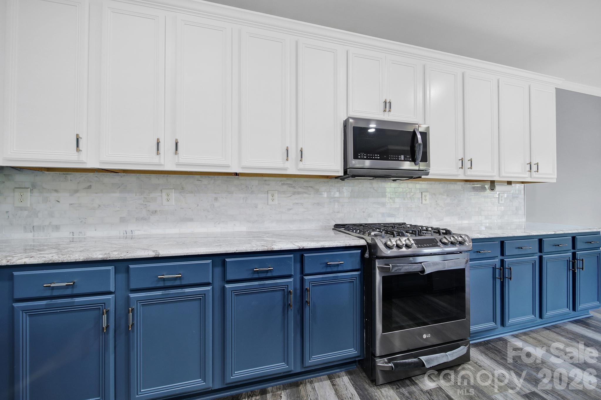 325 Mount Side Way — Fort Mill