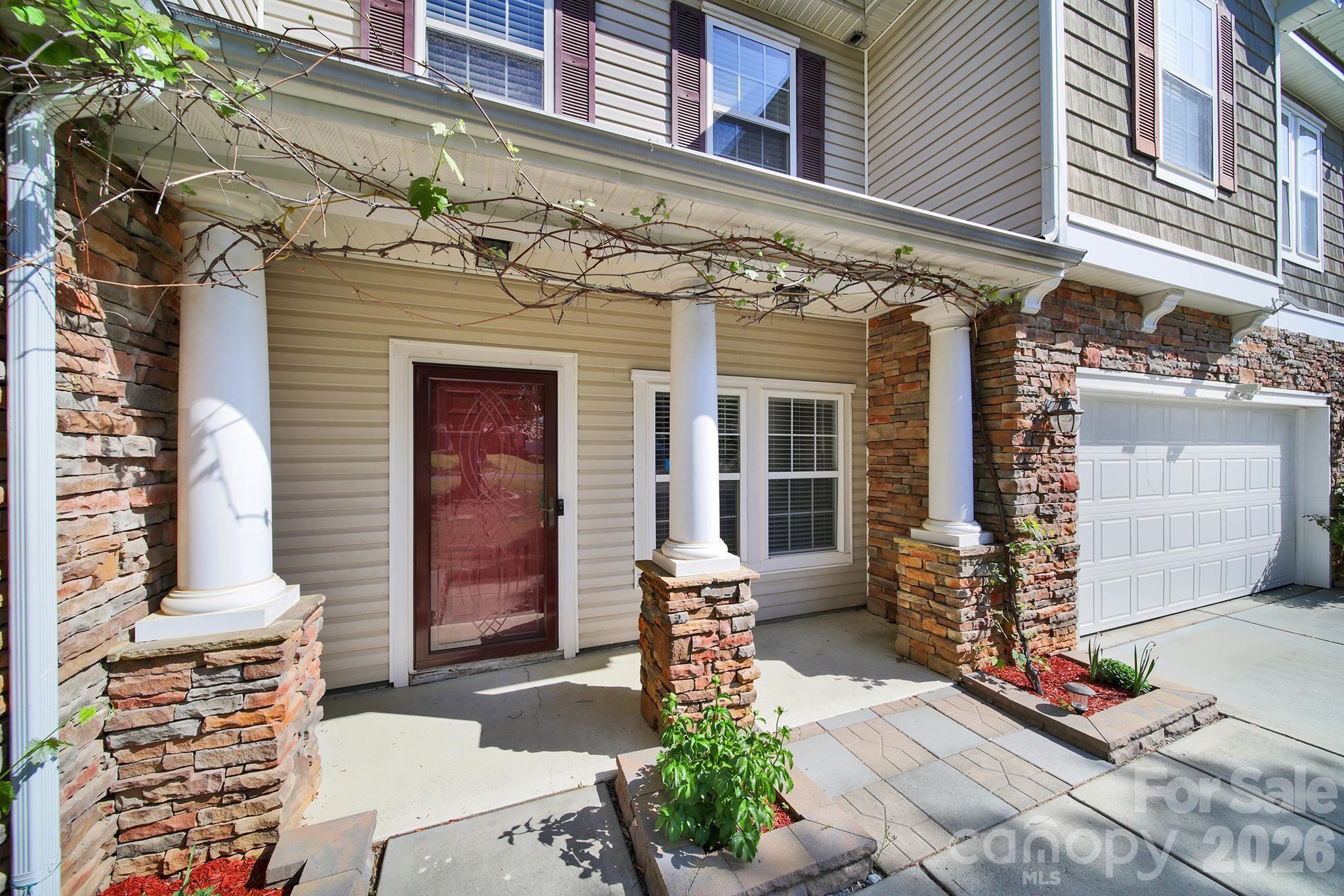 325 Mount Side Way — Fort Mill