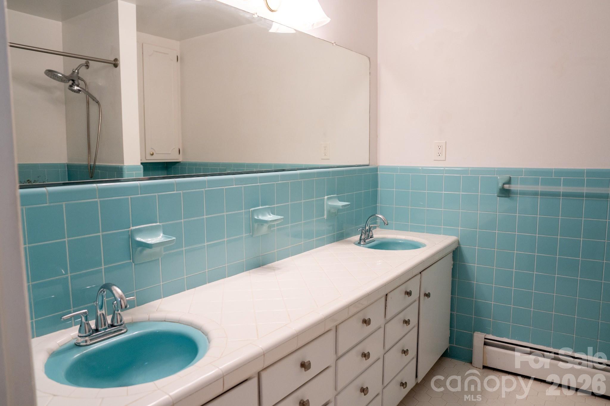 234 Edgewood Drive — Statesville
