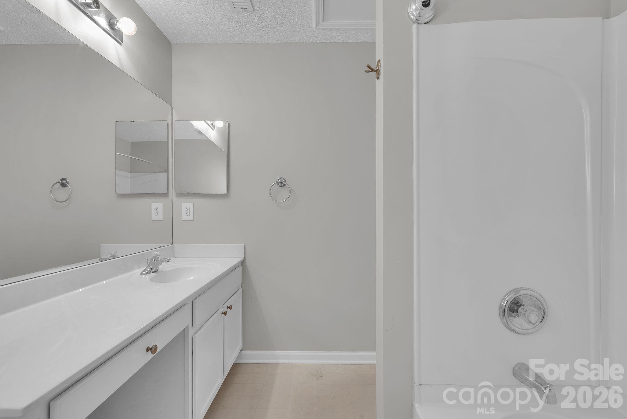 17039 Greenlawn Hills Court — Charlotte