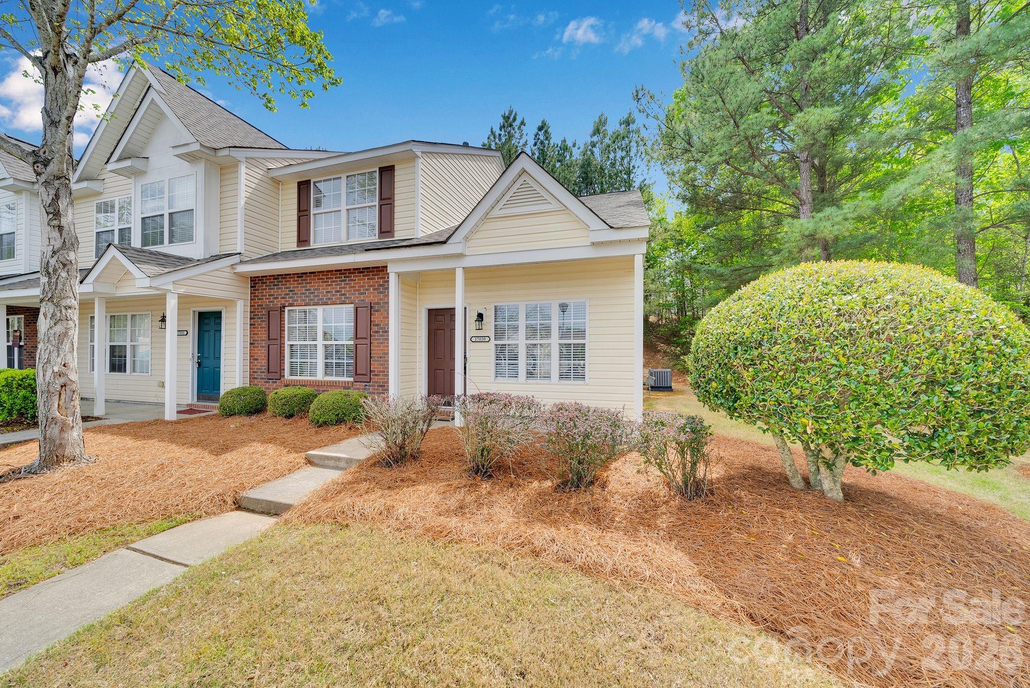 17039 Greenlawn Hills Court — Charlotte