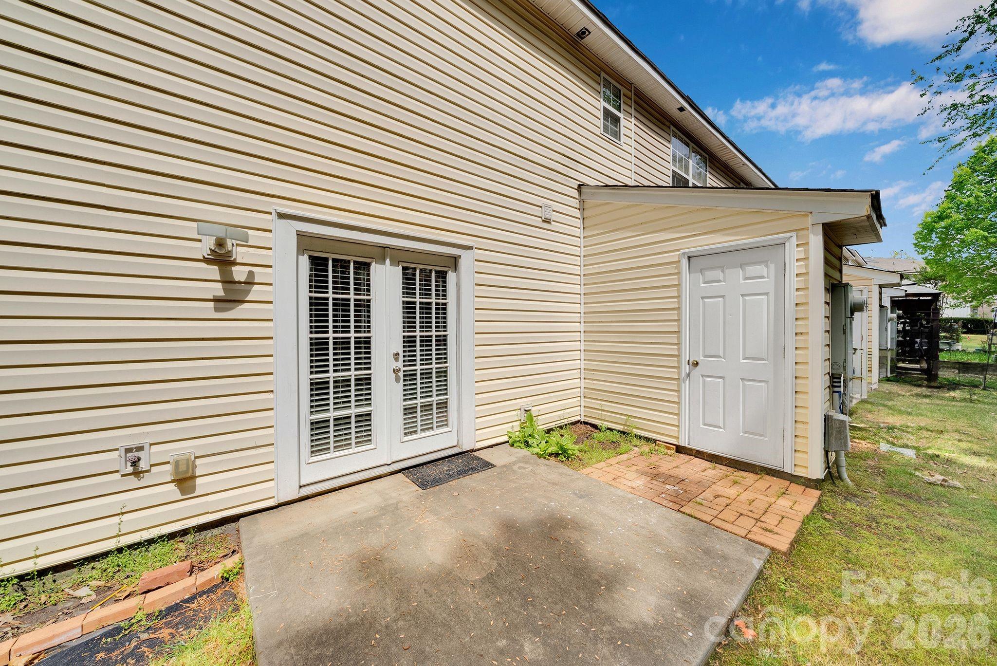 17039 Greenlawn Hills Court — Charlotte
