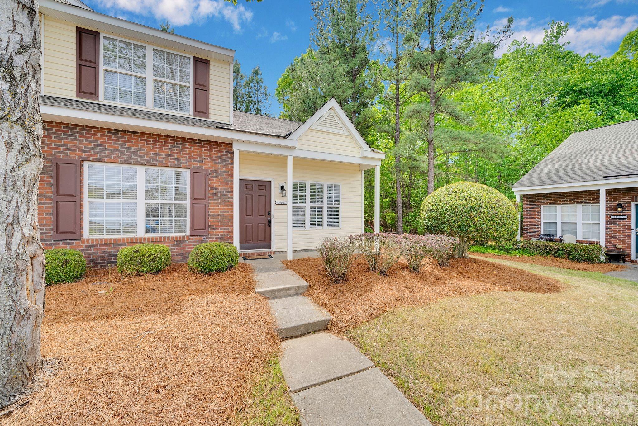 17039 Greenlawn Hills Court — Charlotte