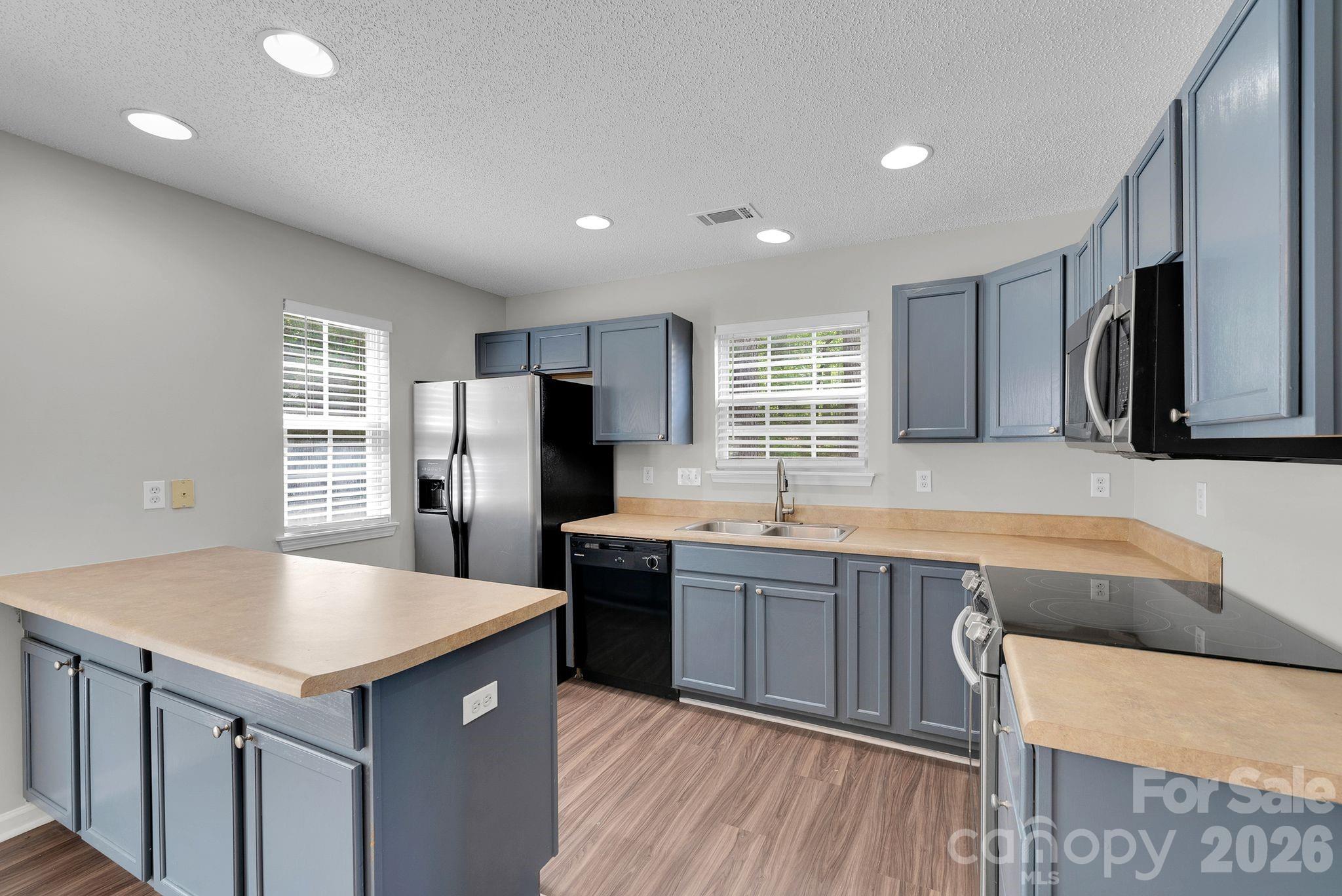 17039 Greenlawn Hills Court — Charlotte