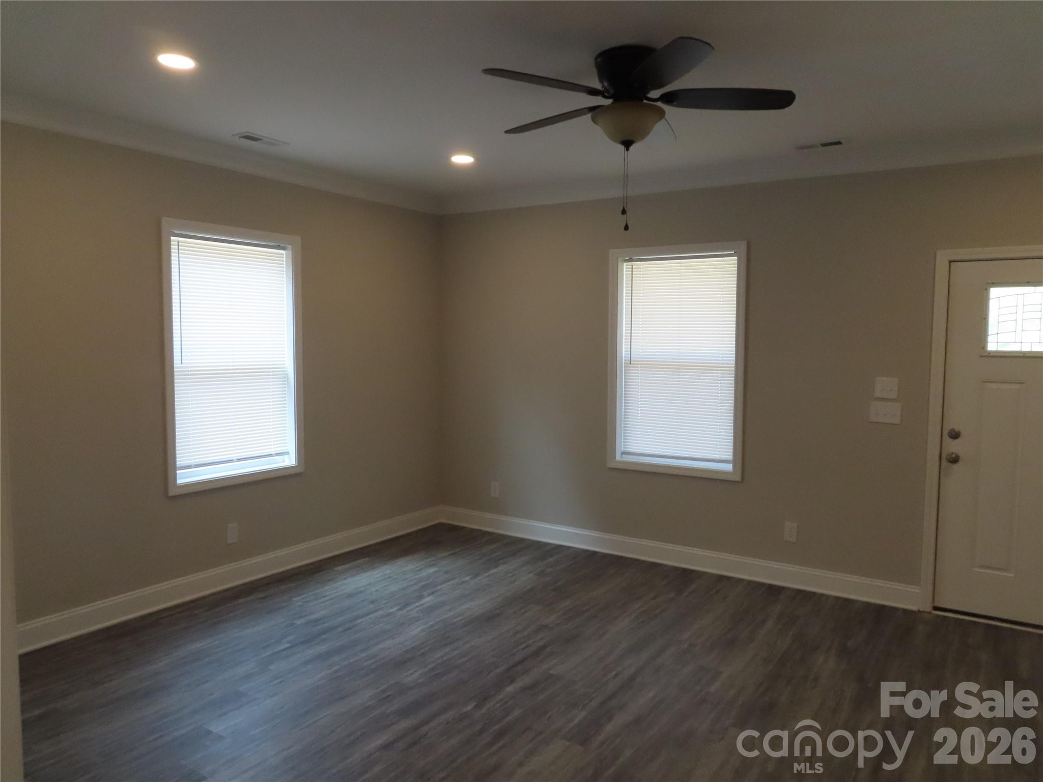 3095 Hillcrest Road — York
