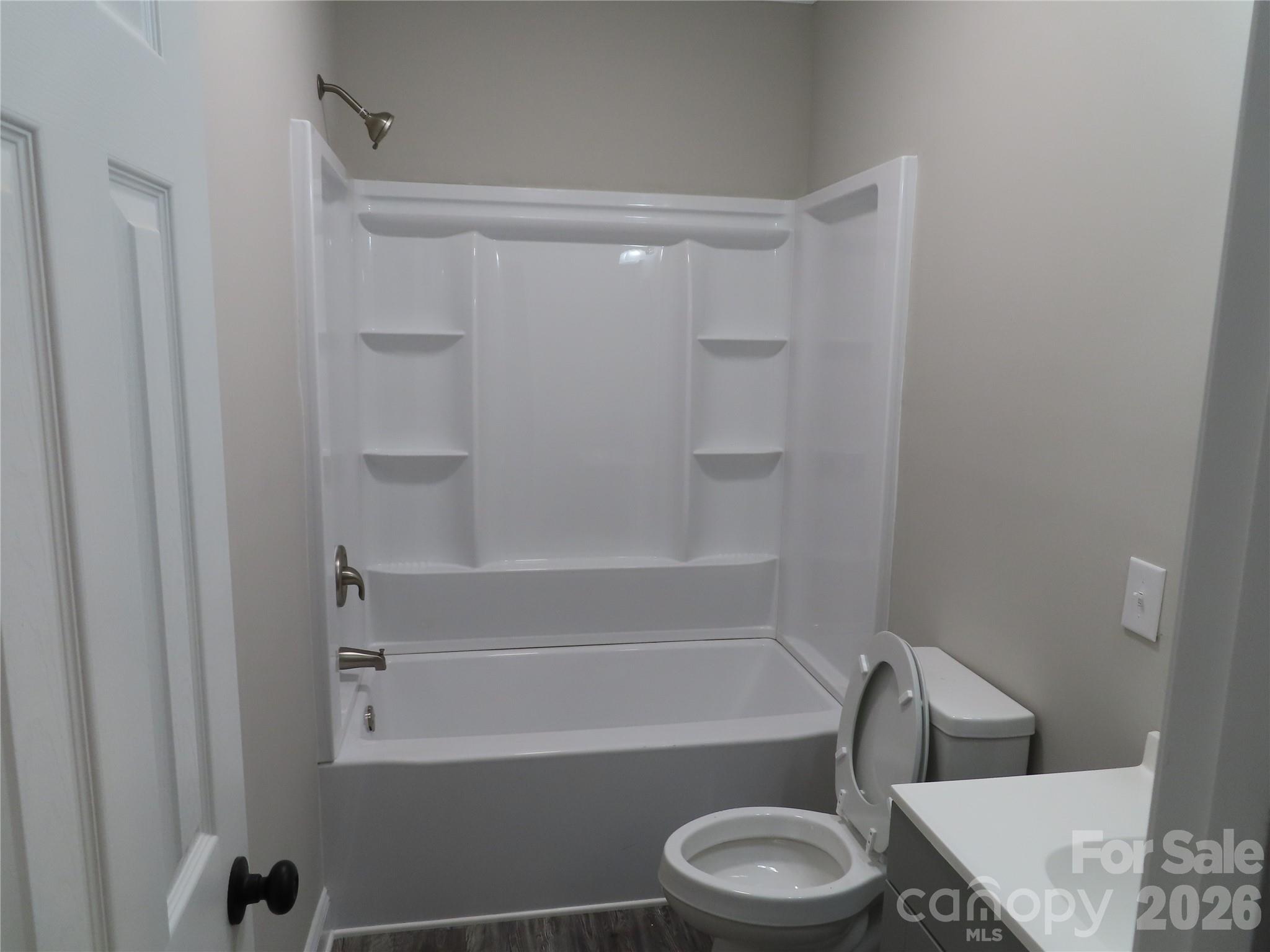 3095 Hillcrest Road — York