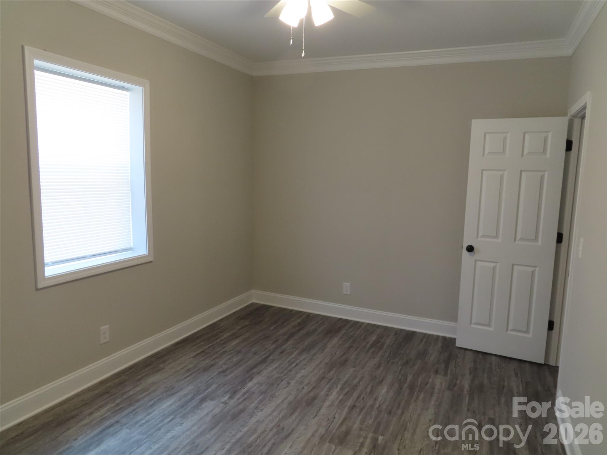 3095 Hillcrest Road — York