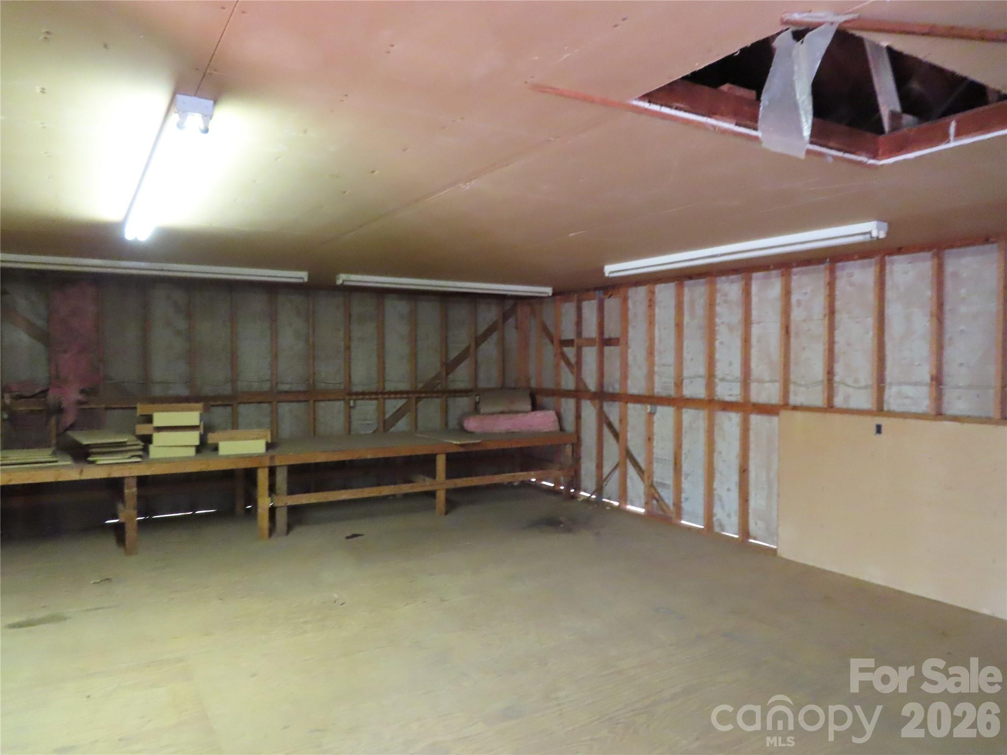 3095 Hillcrest Road — York
