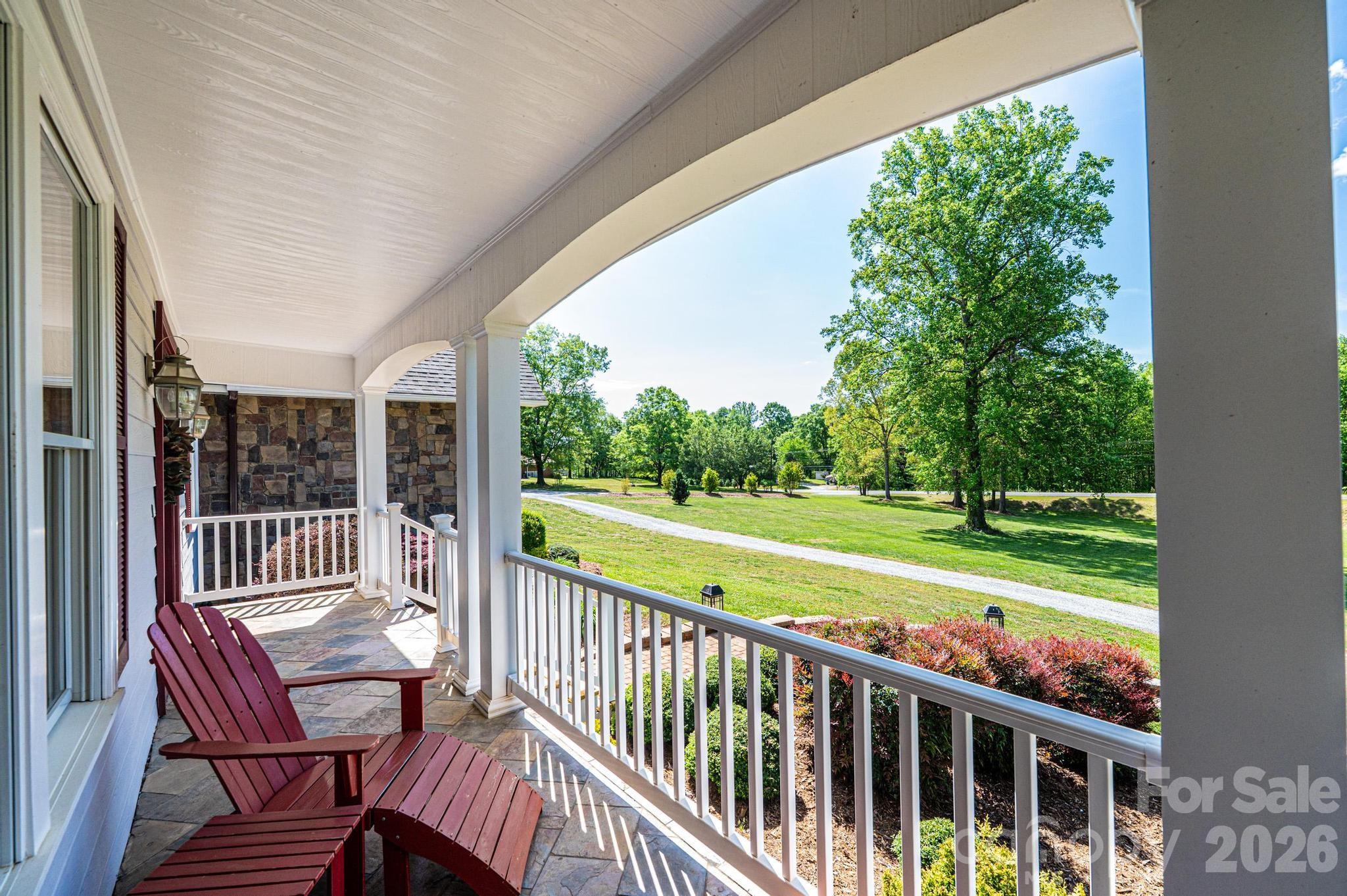 3085 James Street — Catawba