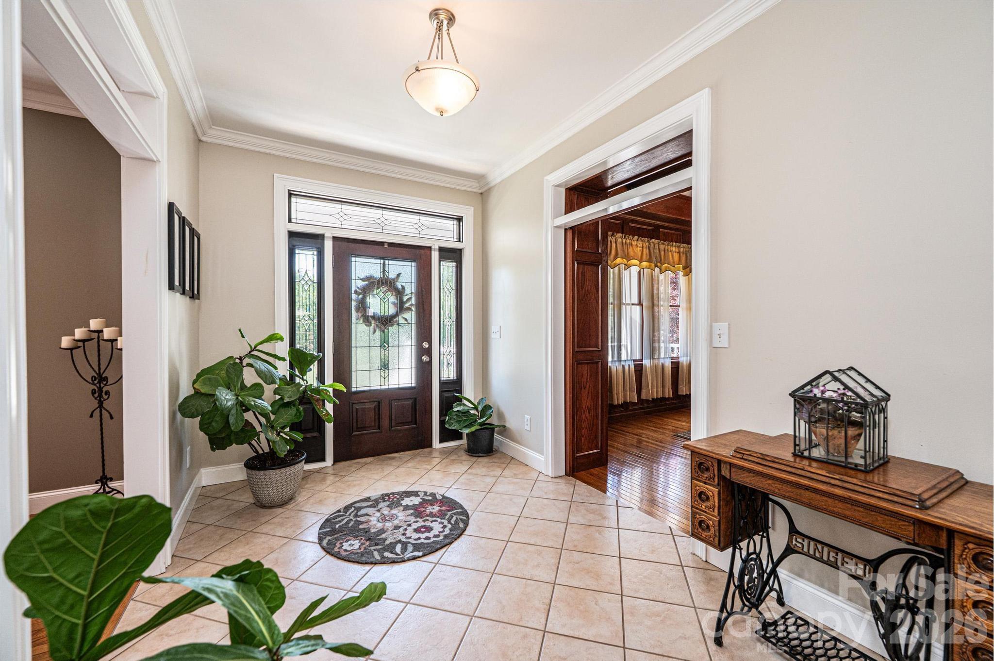 3085 James Street — Catawba