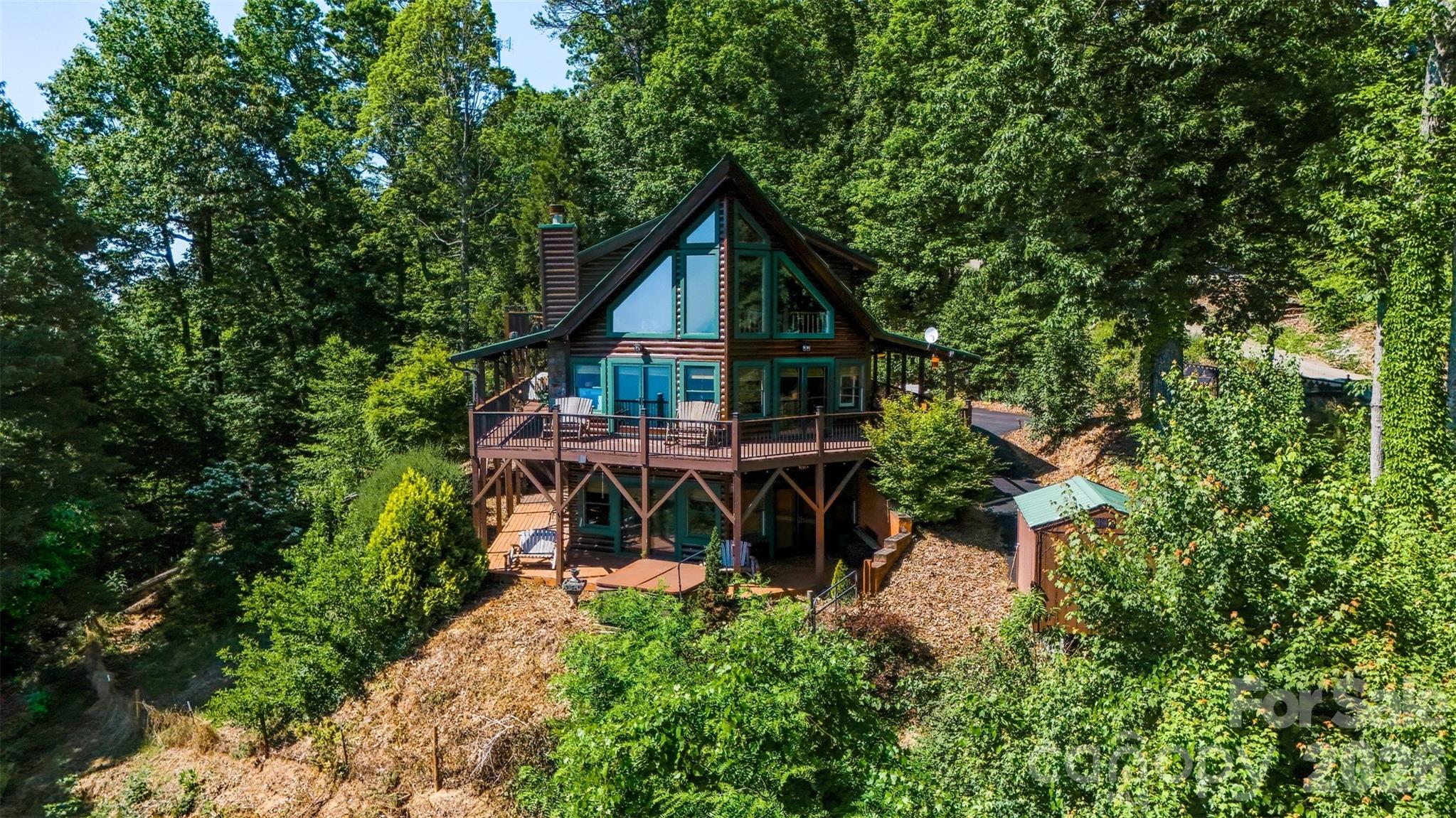 300 Williams Circle — Lake Lure