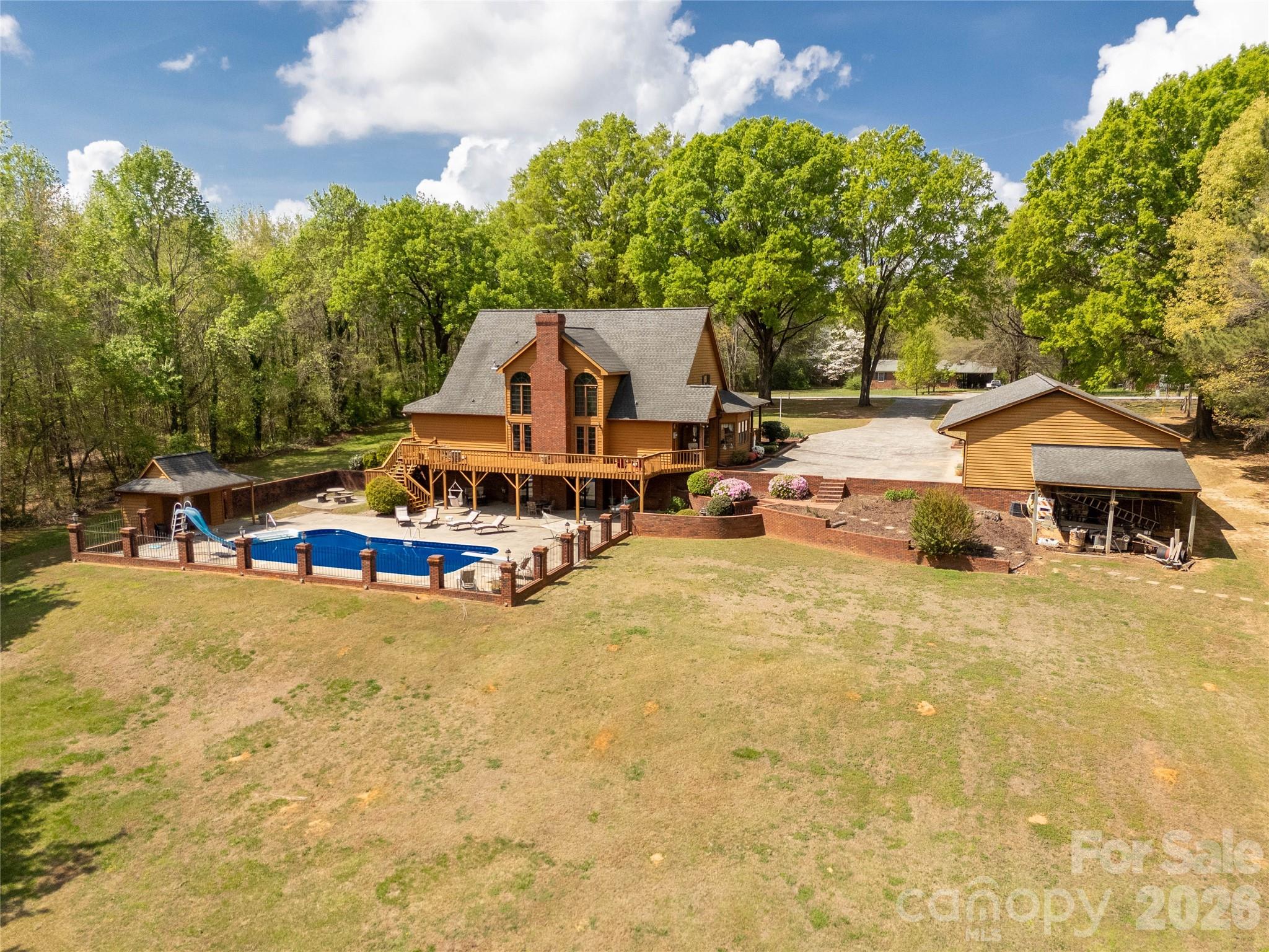 529 Langley Road — Lancaster