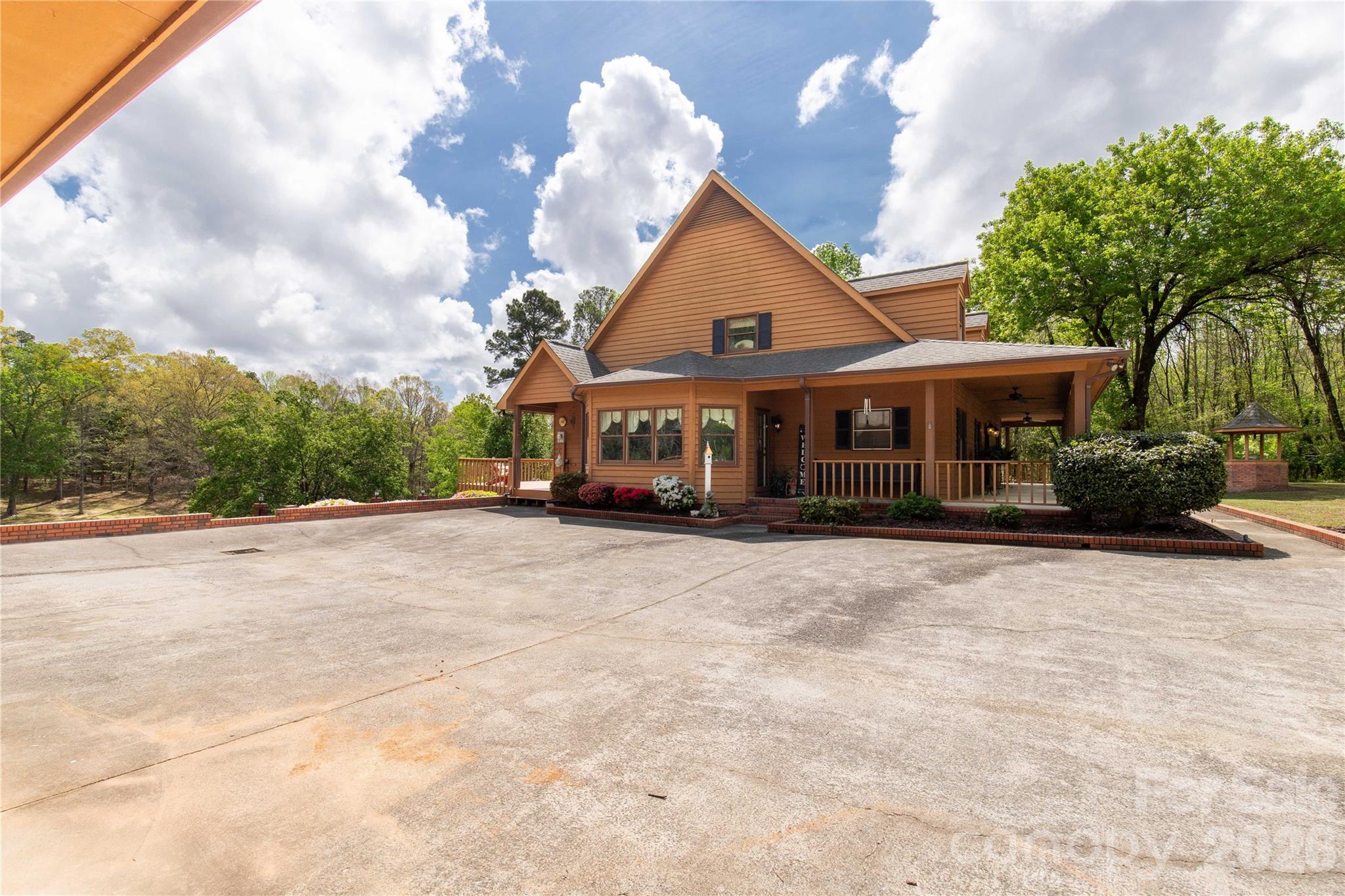 529 Langley Road — Lancaster