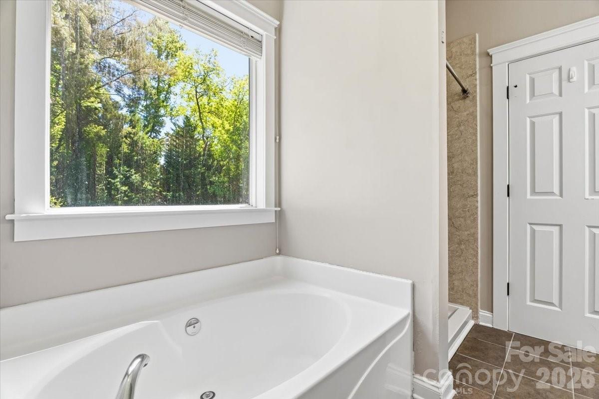 126 Carolina Bluebird Loop — Arden
