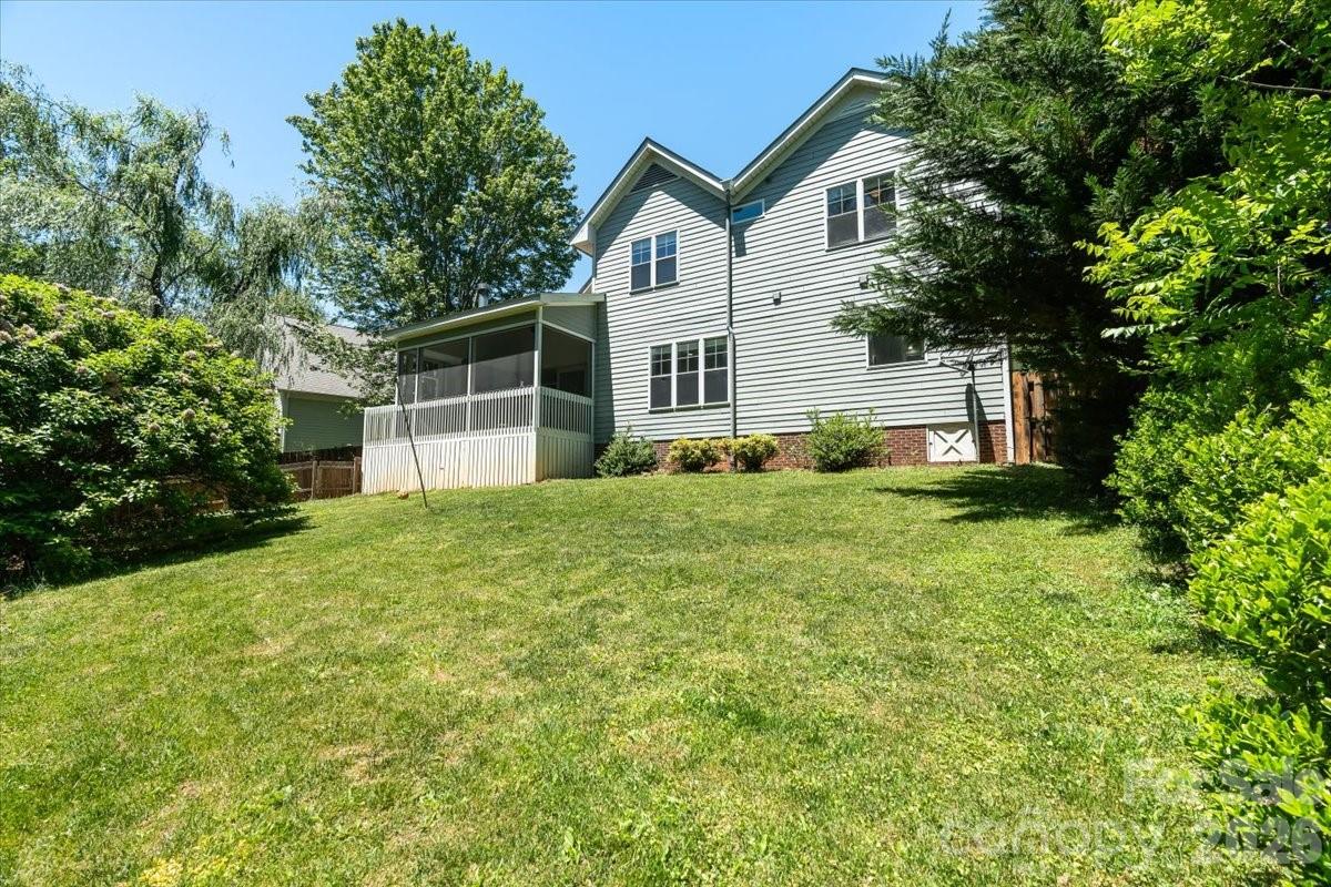 126 Carolina Bluebird Loop — Arden