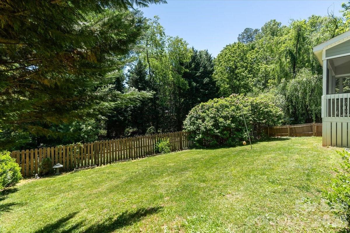 126 Carolina Bluebird Loop — Arden