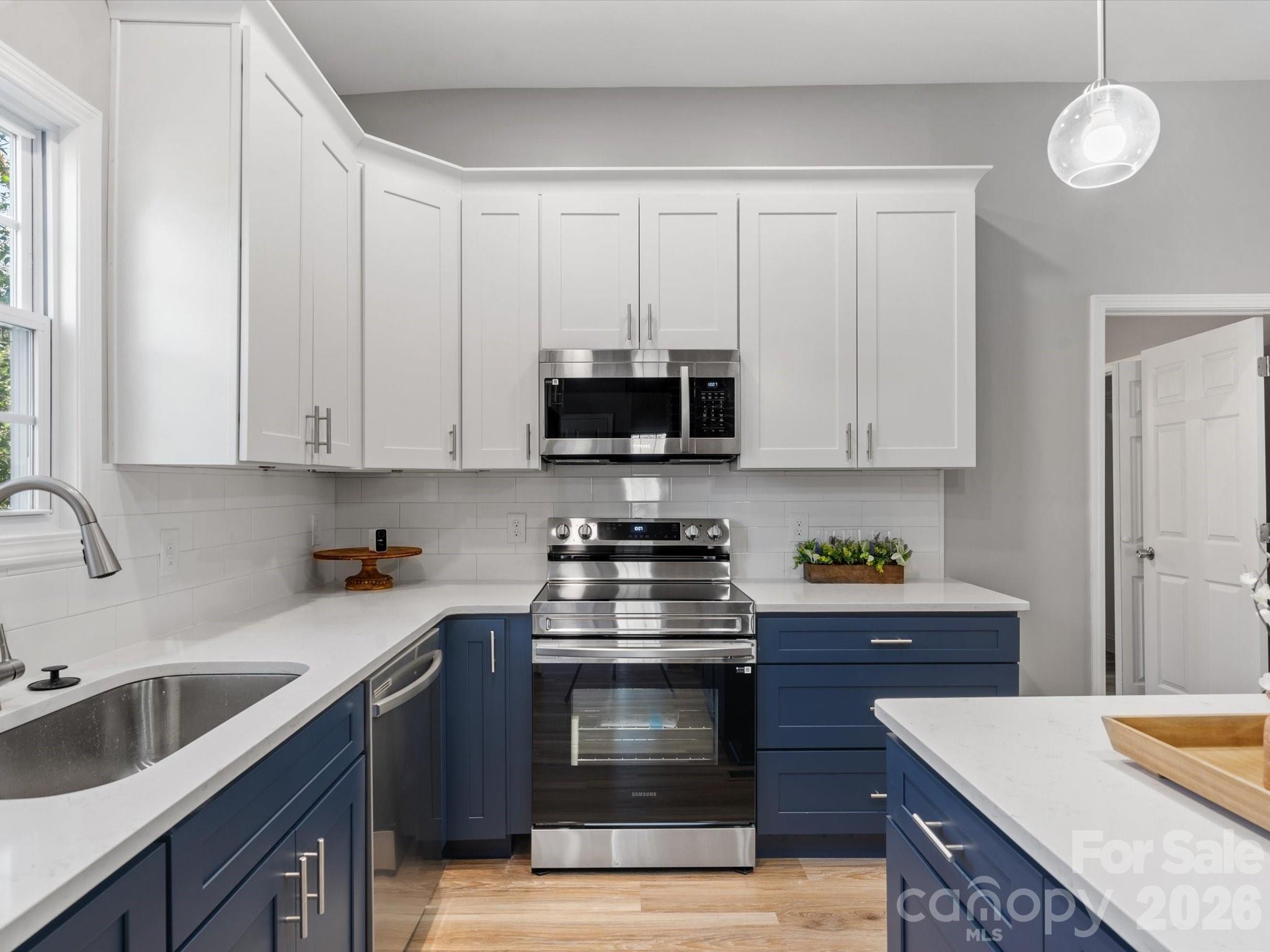 105 S York Street — Lancaster